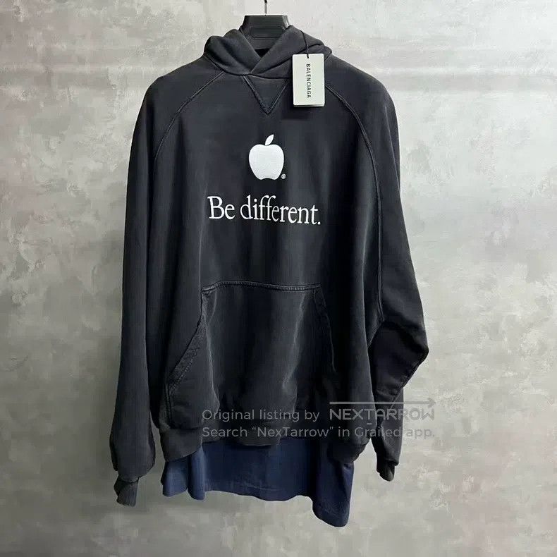 Balenciaga Balenciaga Black Logo Print Casual Hooded Sweatshirt Size US S / EU 44-46 / 1 - 1 Thumbnail