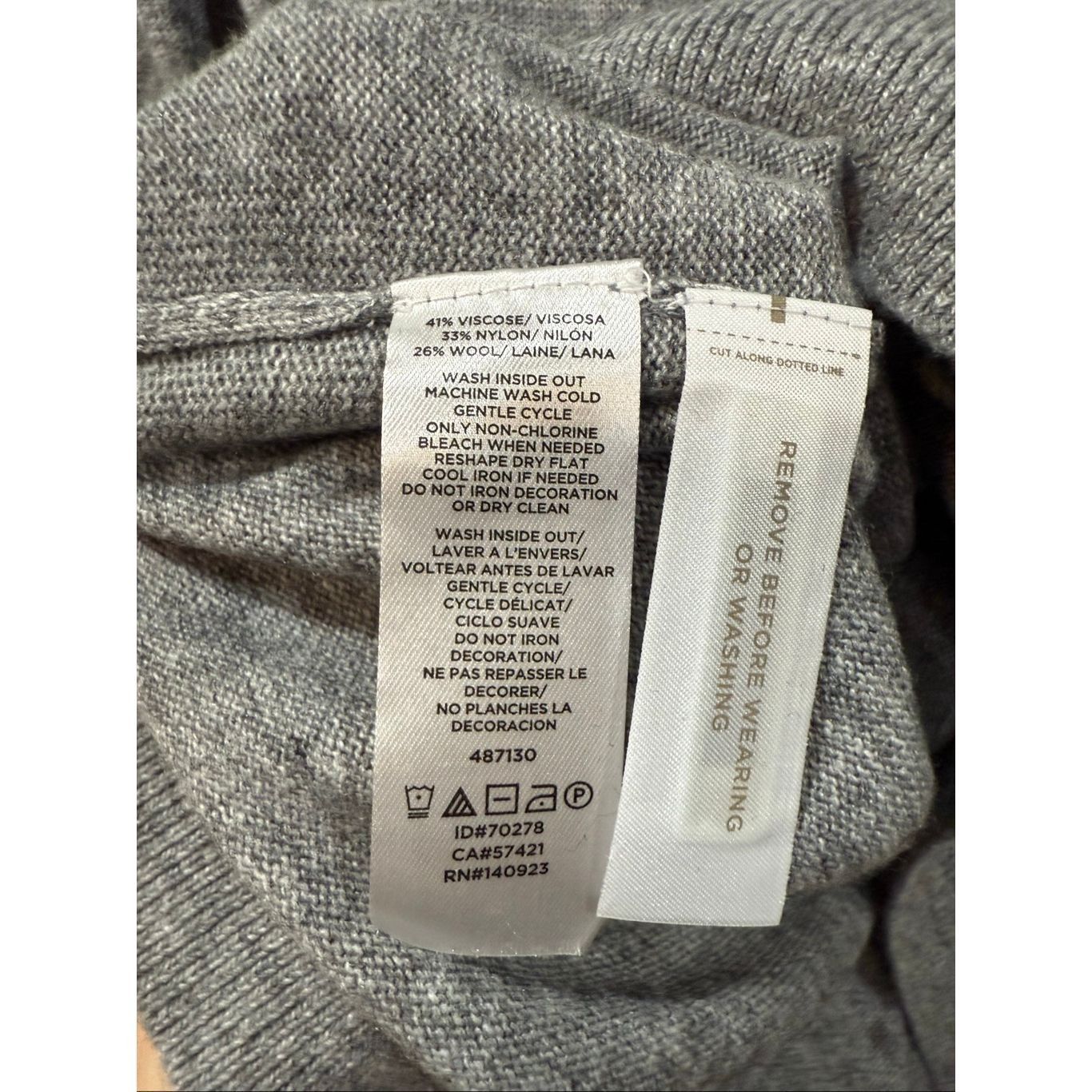 Loft LOFT NWT grey crew neck sweater with a crystal floral embell Size L / US 10 / IT 46 - 6 Thumbnail