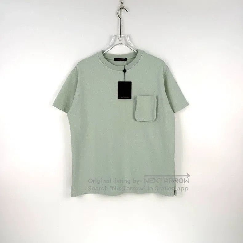 Louis Vuitton Louis Vuitton Light green full logo pocket short sleeve Size US M / EU 48-50 / 2 - 3 Thumbnail
