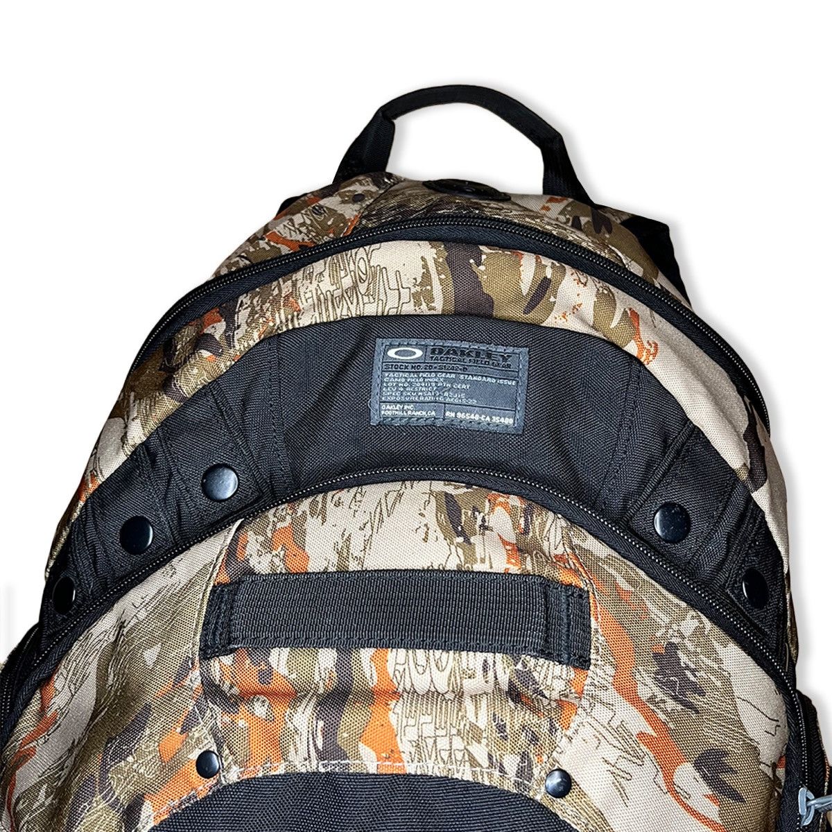 Oakley 2007 Oakley ‘Planet Pack’ Technical MP3 Tiger Camo Backpack Size ONE SIZE - 6 Thumbnail