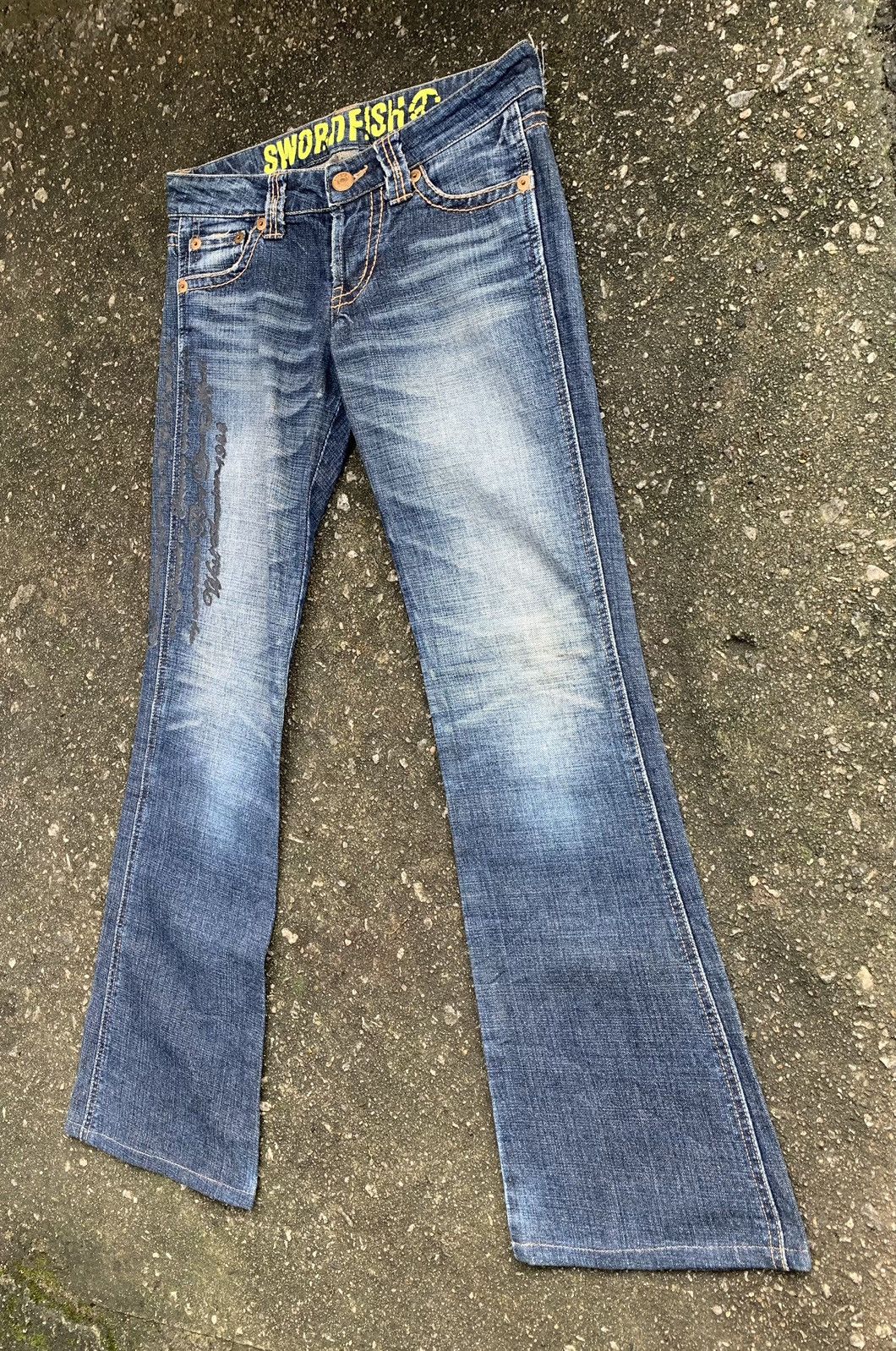 Japanese Brand Sword Fish Flare Unisex Denim Jeans Pants Size US 29 - 5 Thumbnail