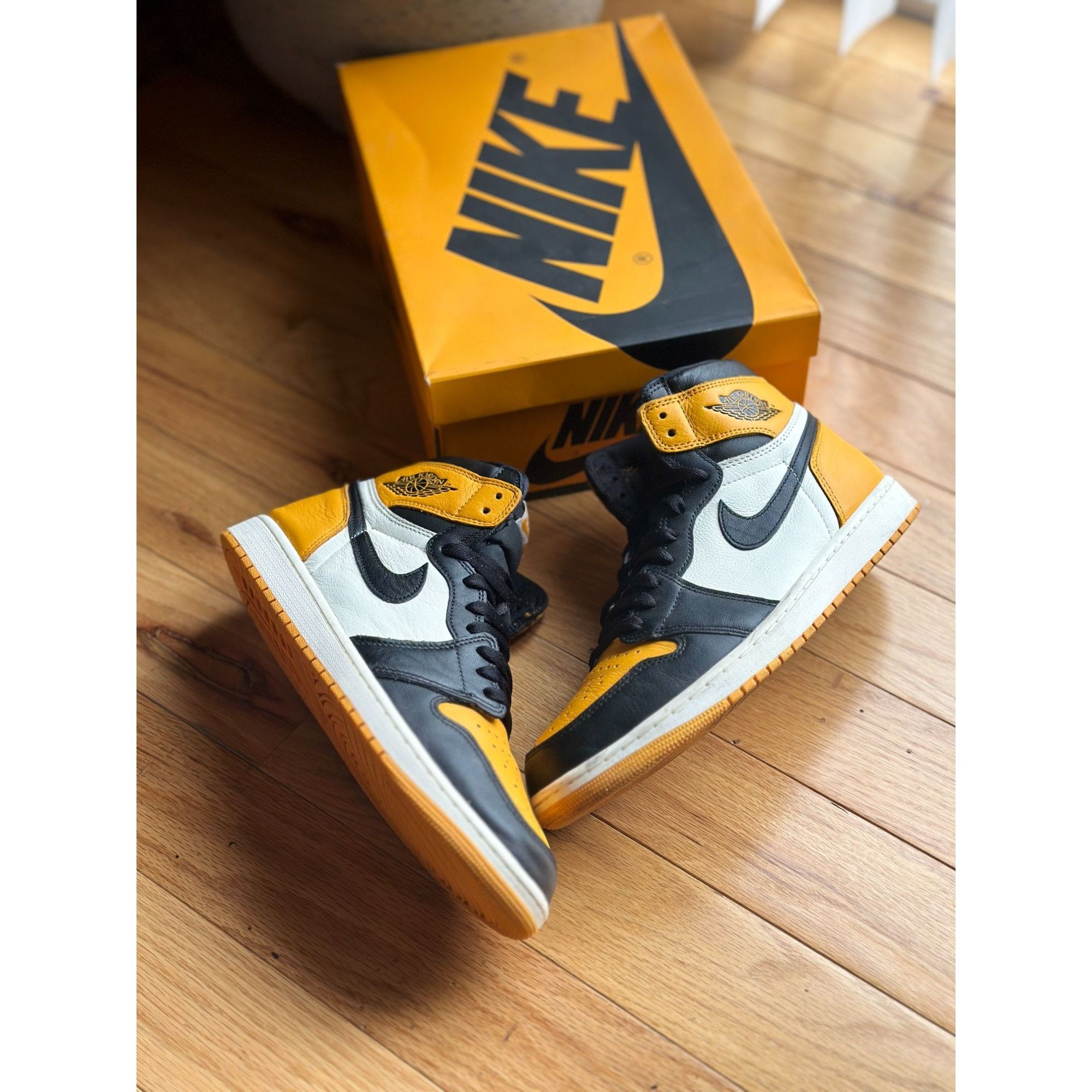 Nike 555088 711 NIKE AIR JORDAN 1 “TAXI YELLOW TOE” RETRO HIGH OG Size US 11.5 / EU 44-45 - 2 Thumbnail