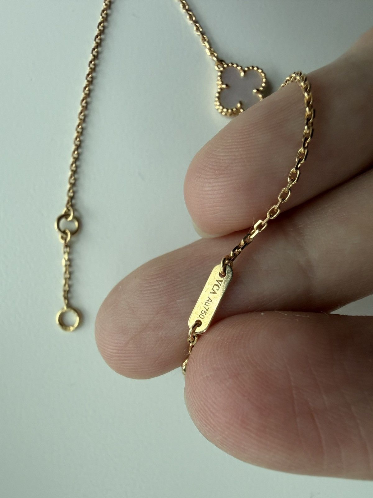 Van Cleef & Arpels Sweet Alhambra Gold Van Cleef bracelet Size ONE SIZE - 3 Thumbnail