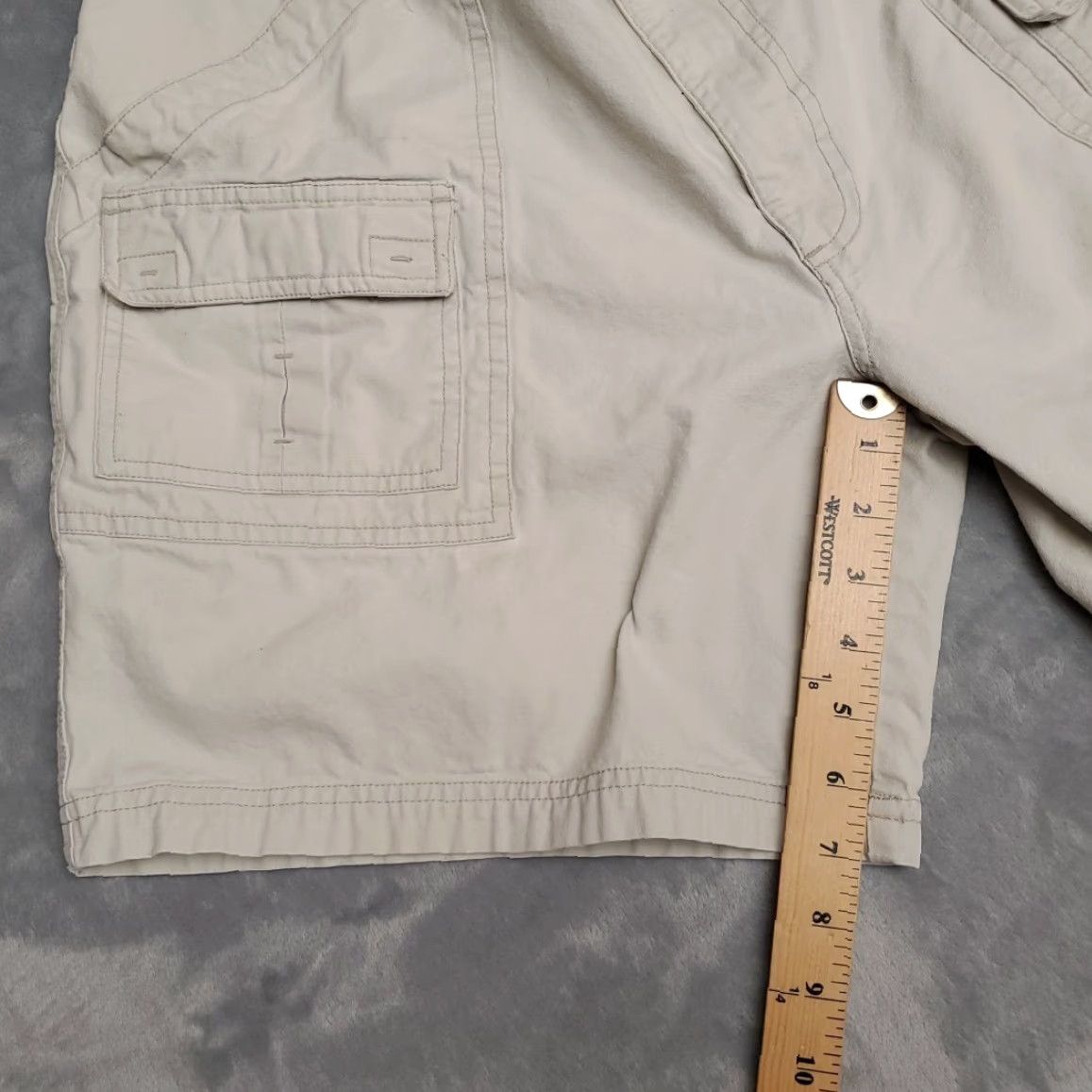 Alexander Julian VINTAGE Alexander Julian Colours Shorts Mens 38 Cargo Canvas Elastic Waist Hike Outdoors Beige Cargo Pocket Mens Size US 38 / EU 54 - 8 Thumbnail