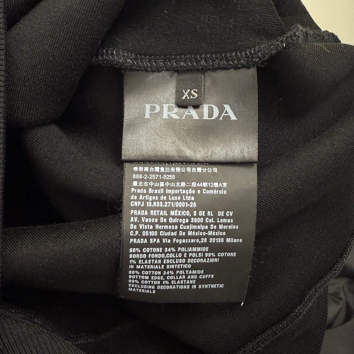 Prada Prada Black Cotton Stylish Pocket Cropped Sweatshirt K26WX Size XS / US 0-2 / IT 36-38 - 6 Thumbnail