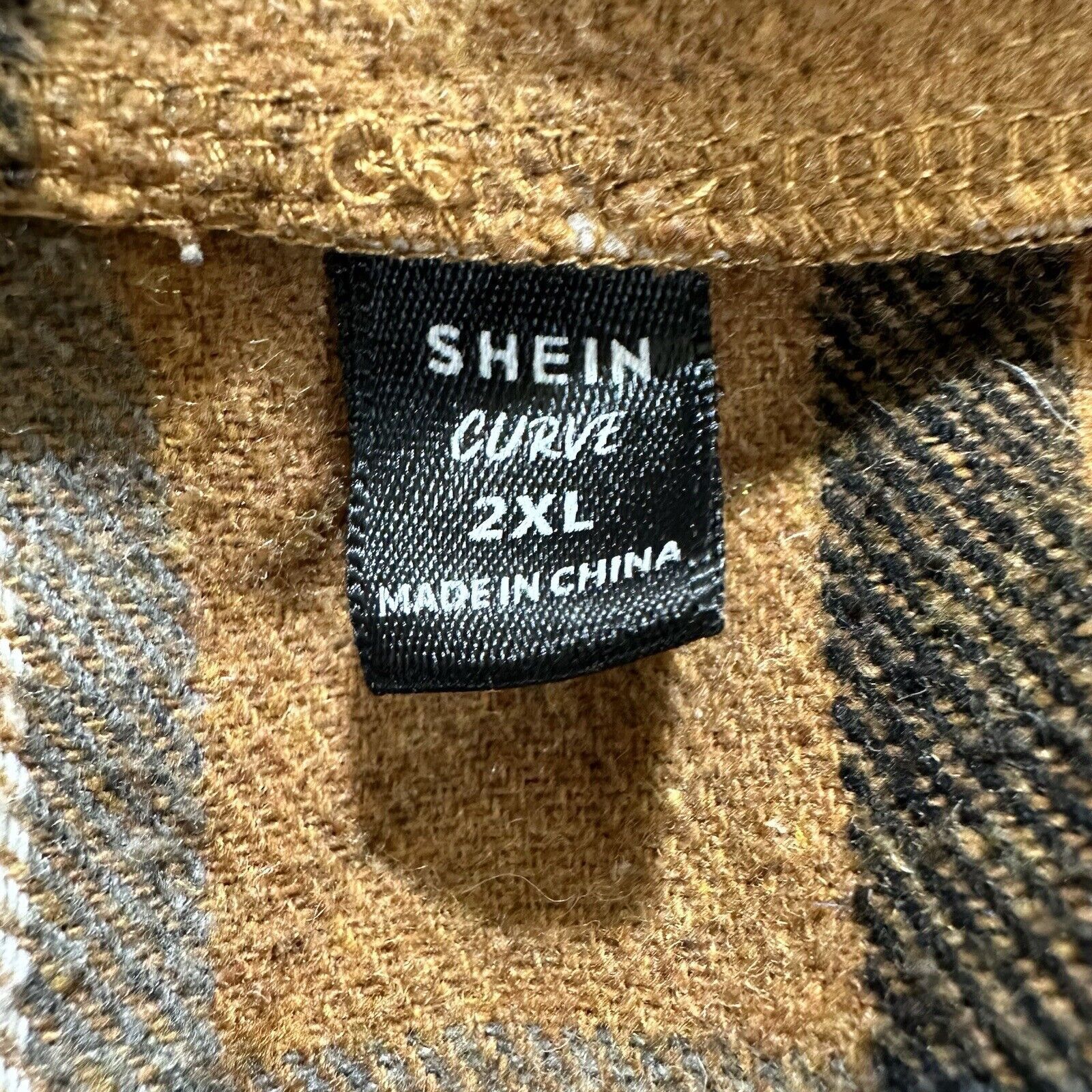 Shein Shein Curve 2XL Button Up Plaid Shirt Shacket Top Pocket Size XXL / US 16-18 / IT 52-54 - 3 Thumbnail