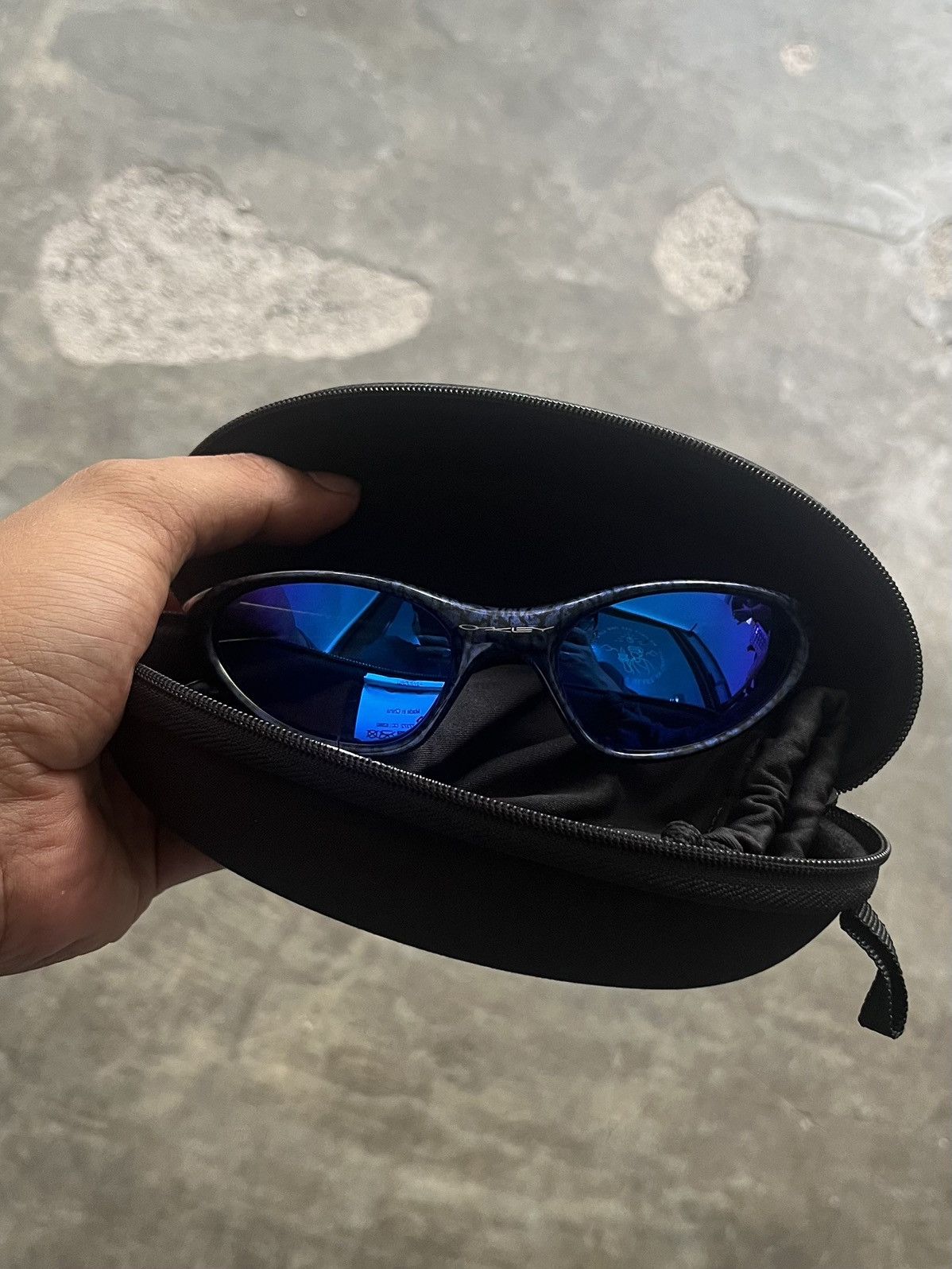 Oakley 1998 Oakley minute 1.0 gen 1 cobalt Size ONE SIZE - 9 Thumbnail