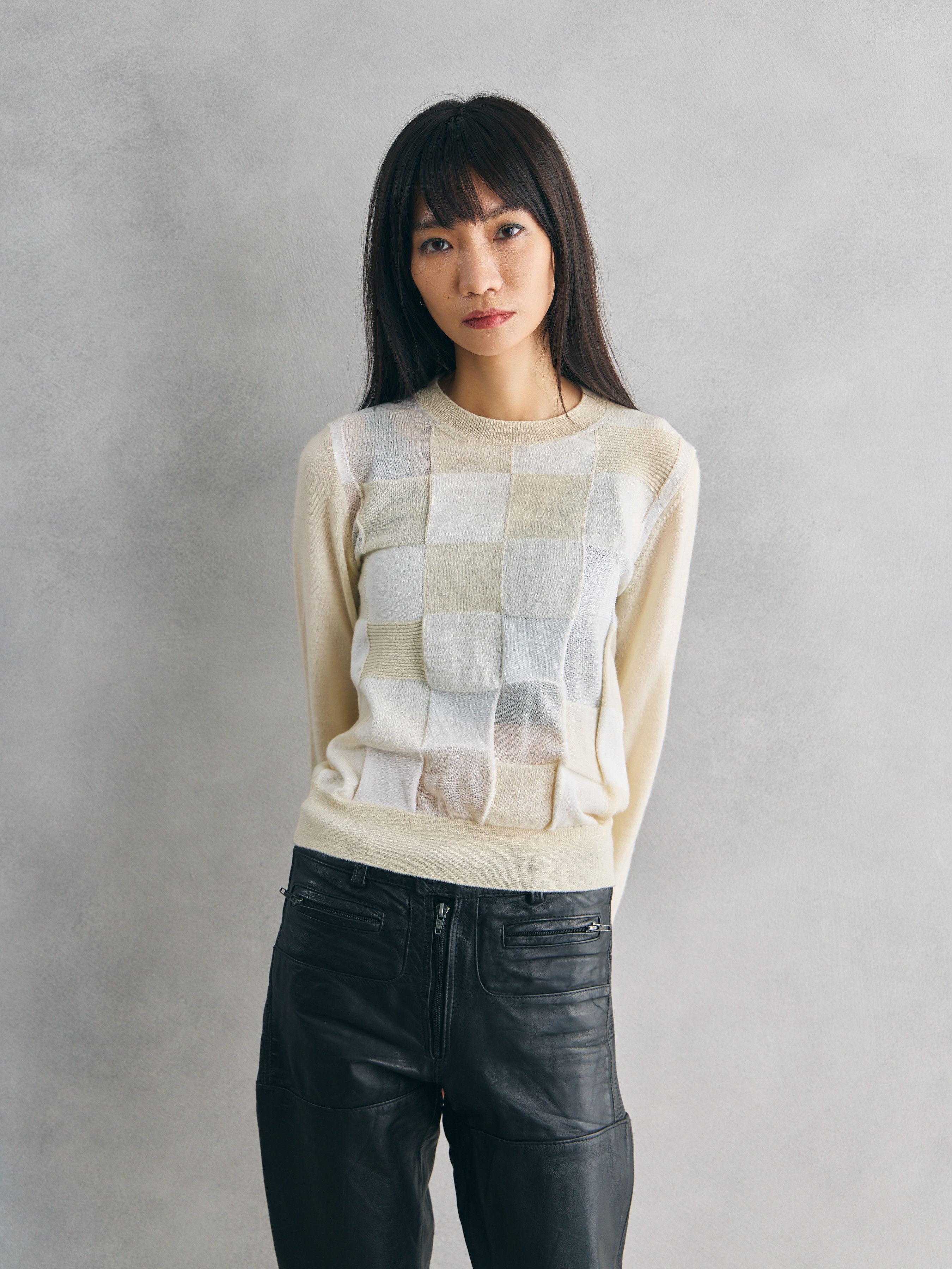 Comme des Garcons Comme des Garçons Off-White Check Pattern Knit Sweater Size XS / US 0-2 / IT 36-38 - 1 Thumbnail