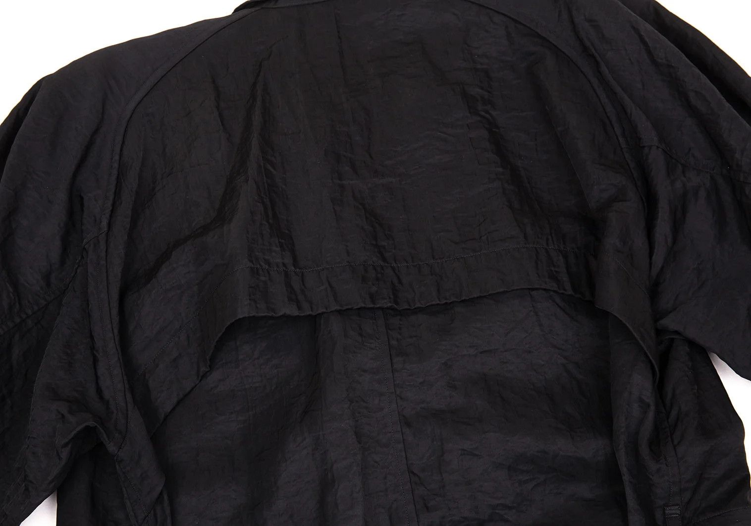 Issey Miyake Nylon Shirred Long Coat in Black, Size M Size US M / EU 48-50 / 2 - 17 Thumbnail