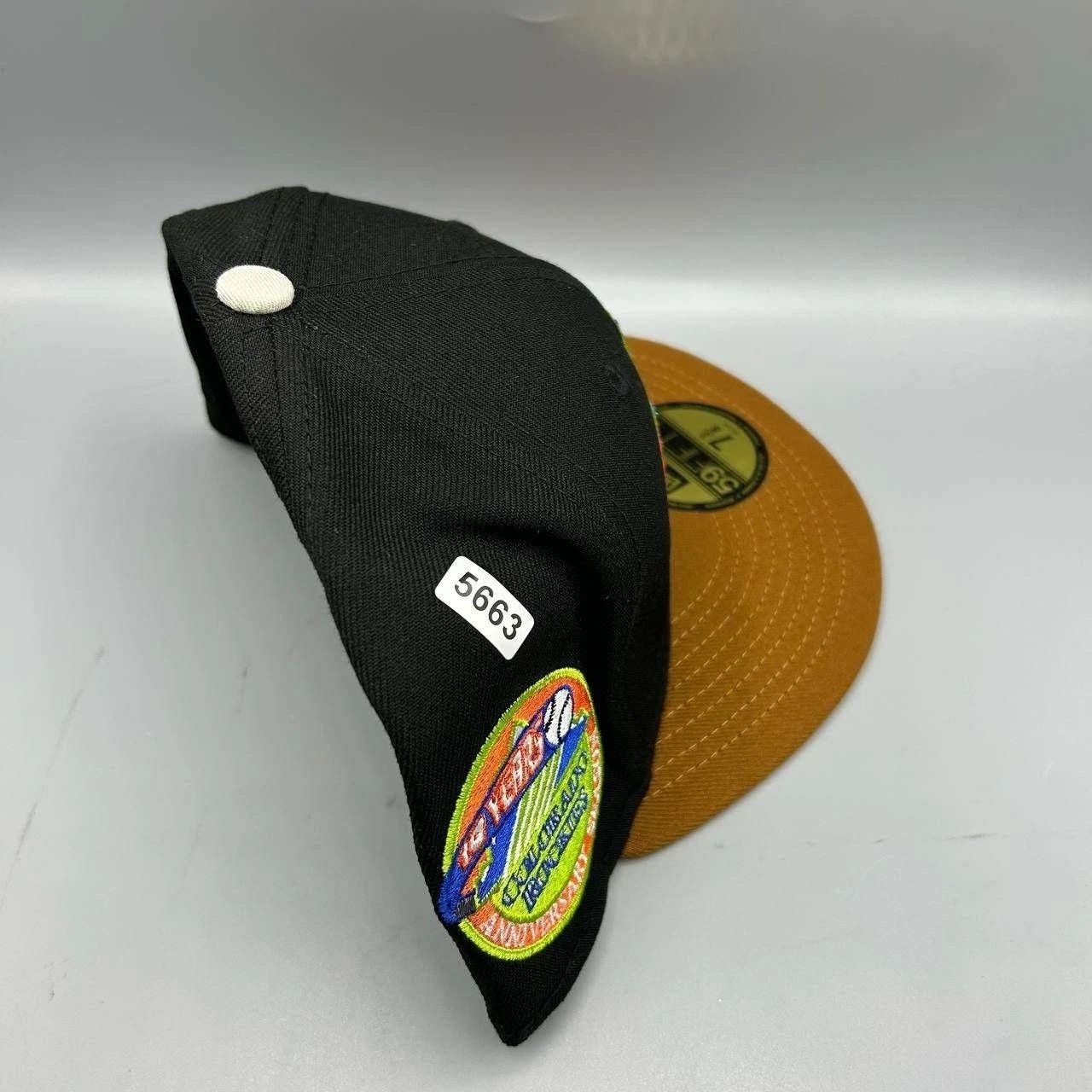 New Era Colorado Rockies Hat Men 7 3/8 Black Brown MLB Fitted Cap Size ONE SIZE - 9 Thumbnail