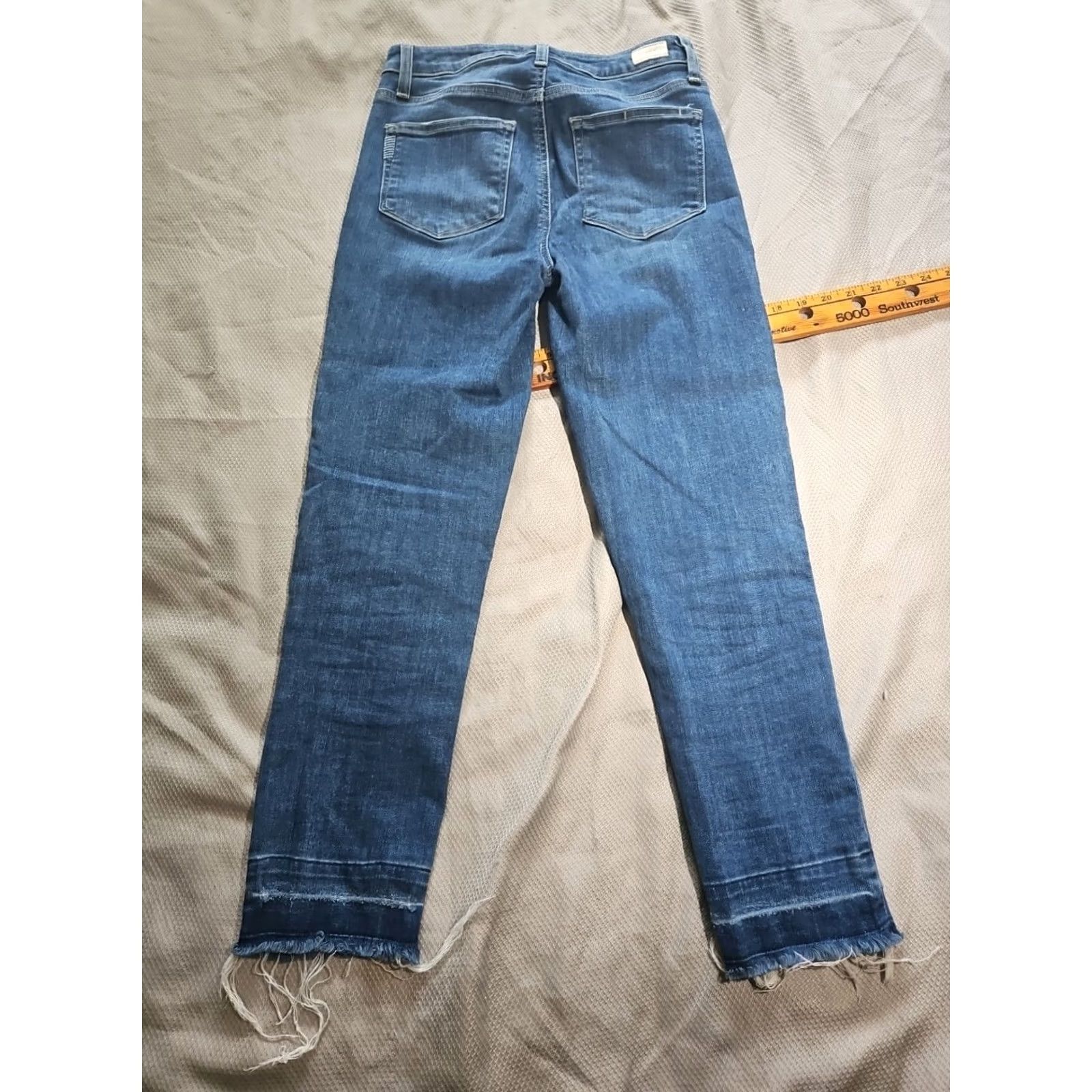 Paige PAIGE Jeans Womens US Size 28 Blue Hoxton Crop Margie Medium Wash Distress Hem Jeans Womens Regular 5-Pocket Denim Medium Wash Cotton Blend Spandex Size 28" / US 6 / IT 42 - 2 Thumbnail