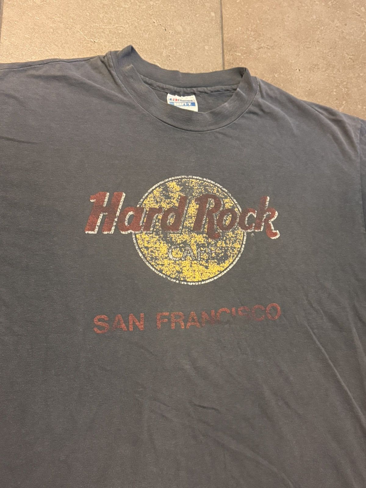 Hard Rock Cafe Vintage 90s Faded Hard Rock Cafe San Francisco Tee Size US L / EU 52-54 / 3 - 2 Thumbnail