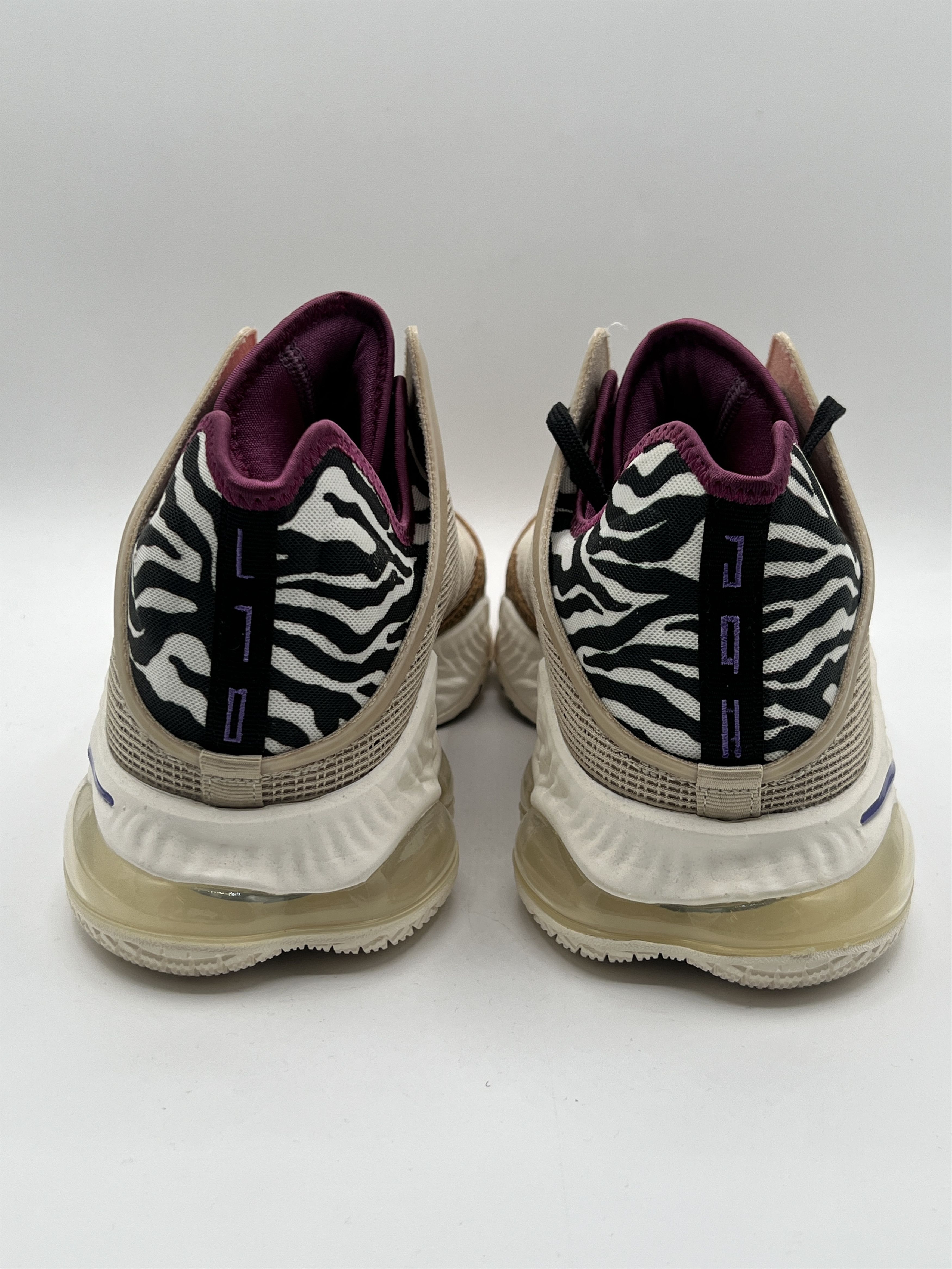 Nike Nike LeBron 19 Low Safari Size US 13 / EU 46 - 4 Thumbnail