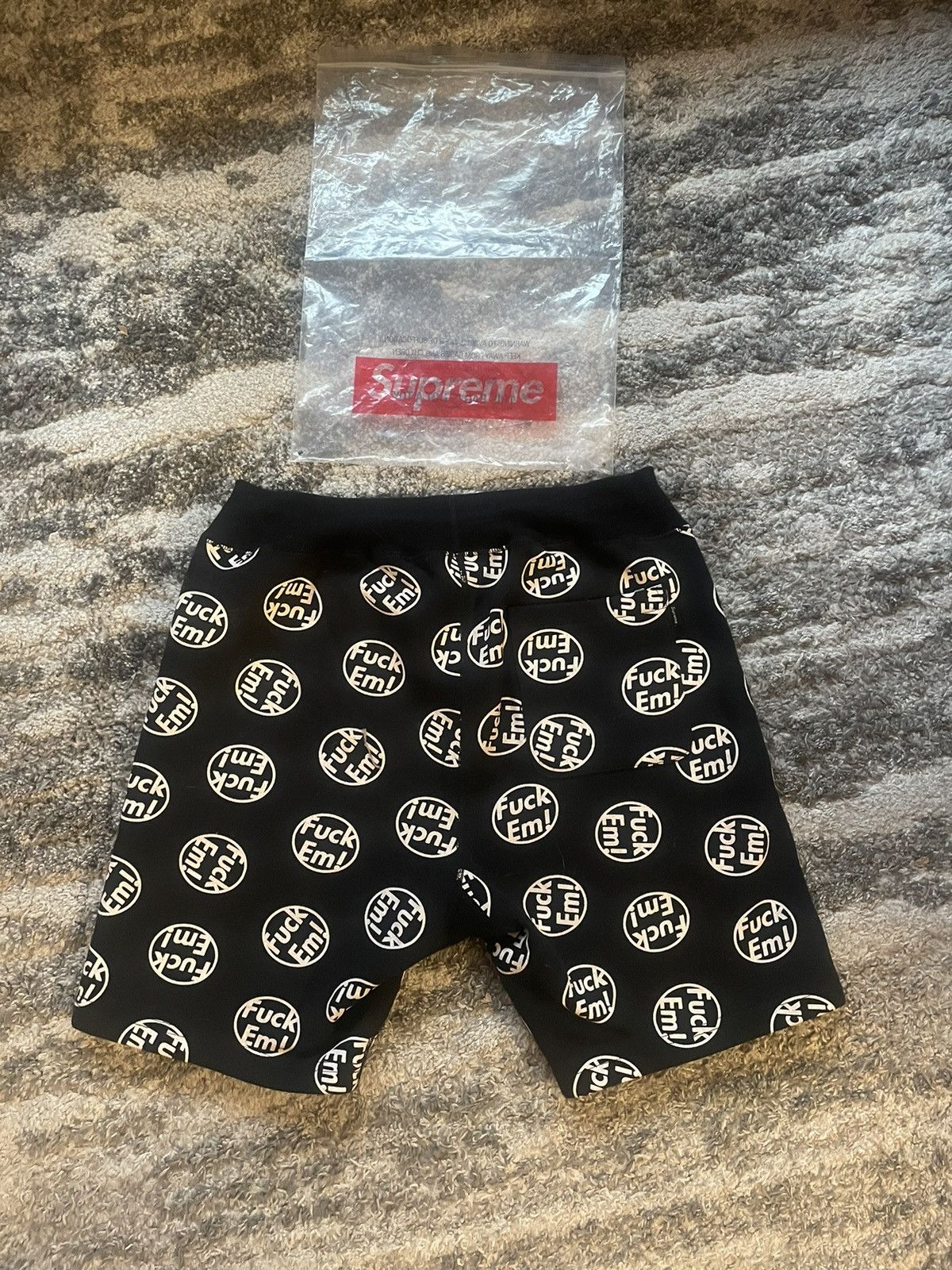 Supreme Supreme fuckem short / black Size US 32 / EU 48 - 2 Thumbnail