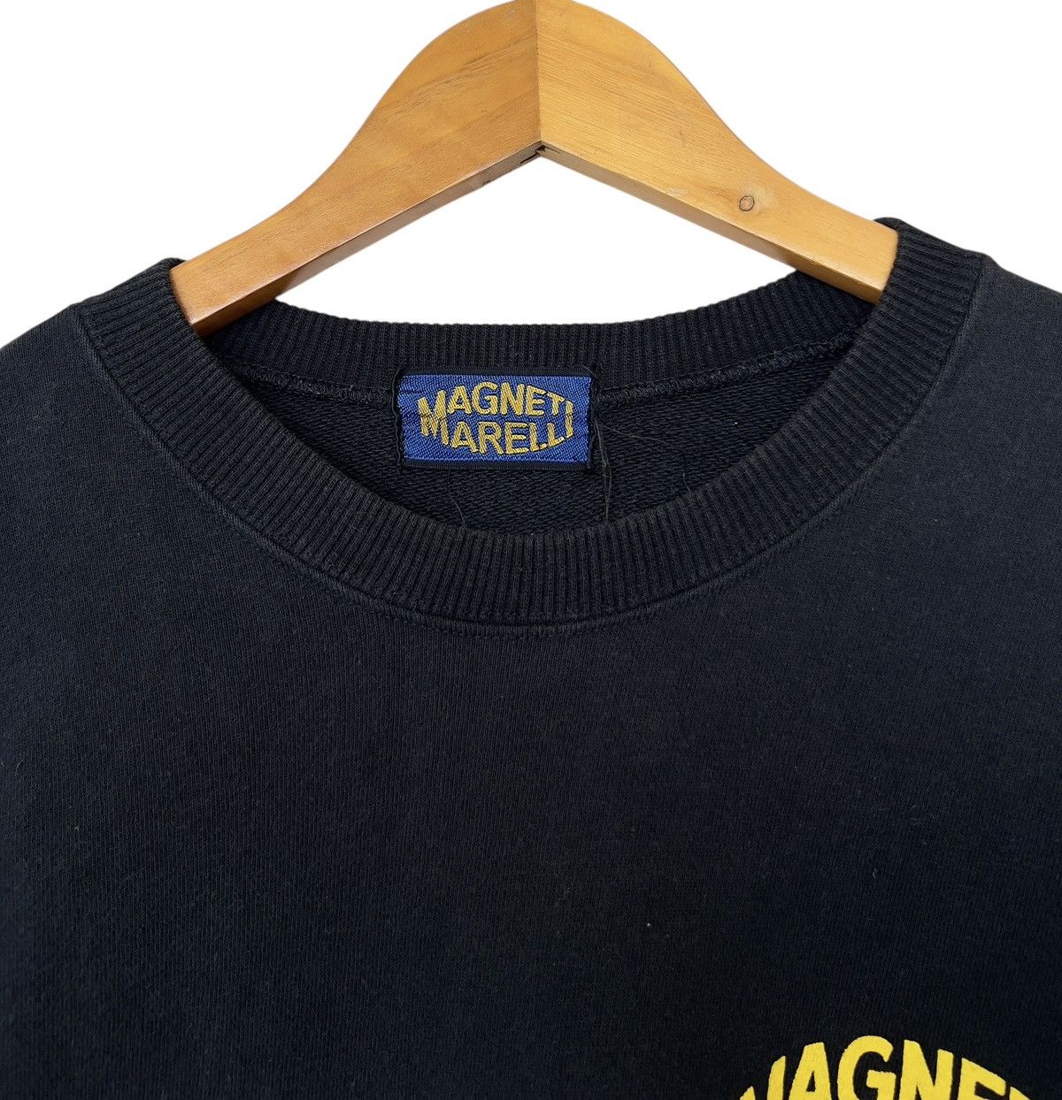Vintage Vintage 80s Ferrari Magneti Marelli Formula 1 Sweatshirt Size US M / EU 48-50 / 2 - 6 Thumbnail