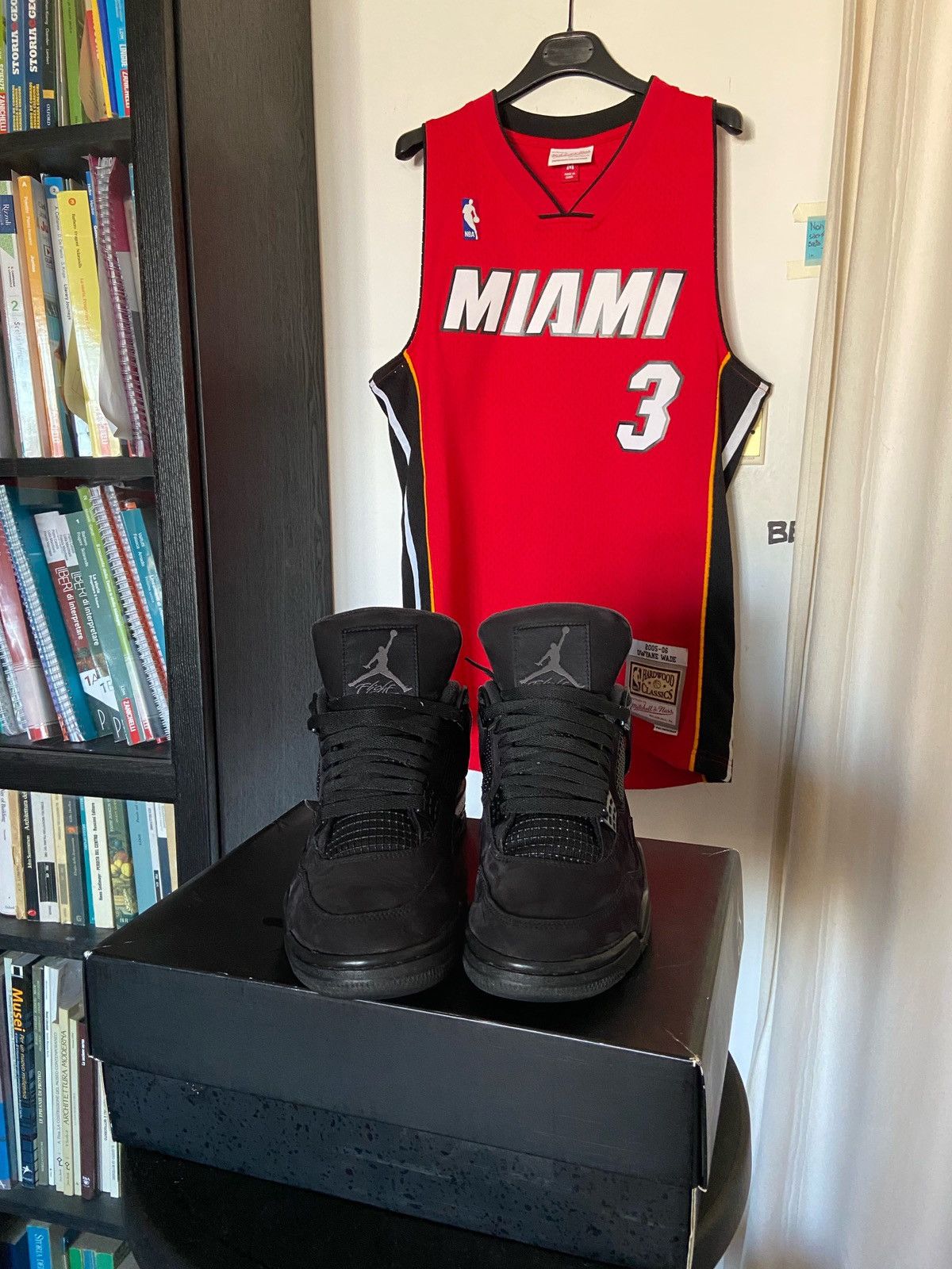 Jordan Brand Jordan 4 Black Cat (2020) Size US 8.5 / EU 41-42 - 2 Thumbnail