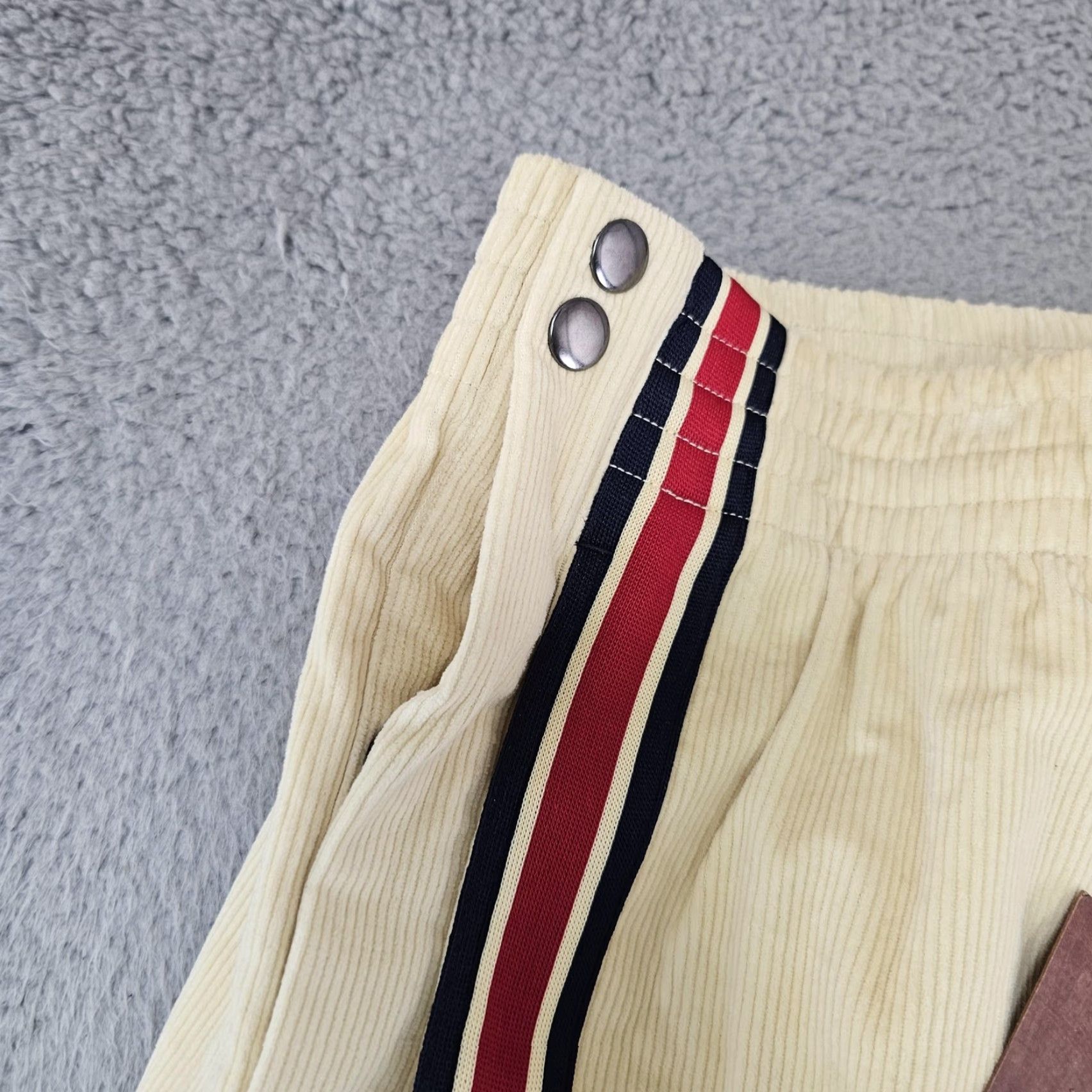 Mitchell & Ness Mitchell & Ness Fred Segal Pants Mens 2XL Cream Corduroy Side Stripe Joggers Size US 39 - 5 Thumbnail