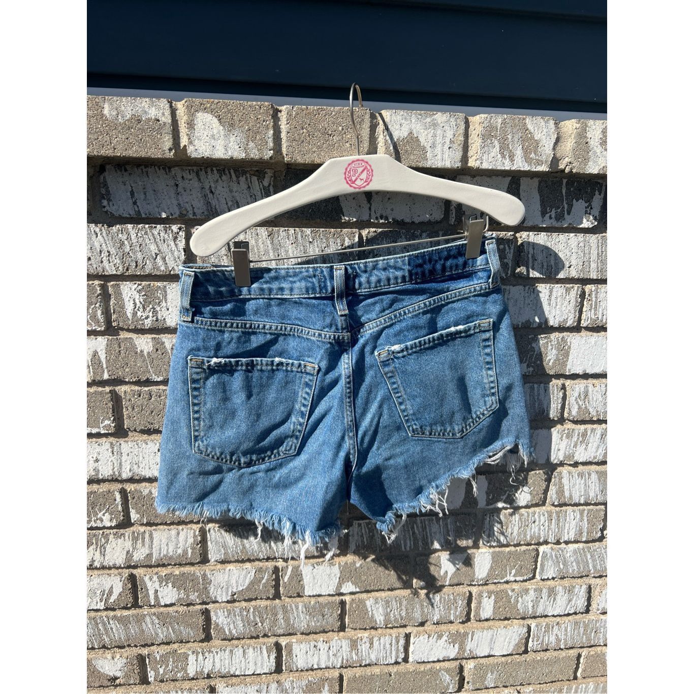 Forever 21 Forever 21 Premium Denim Jean Shorts Woman’s Size 27 Size 27" / US 4 / IT 40 - 6 Thumbnail