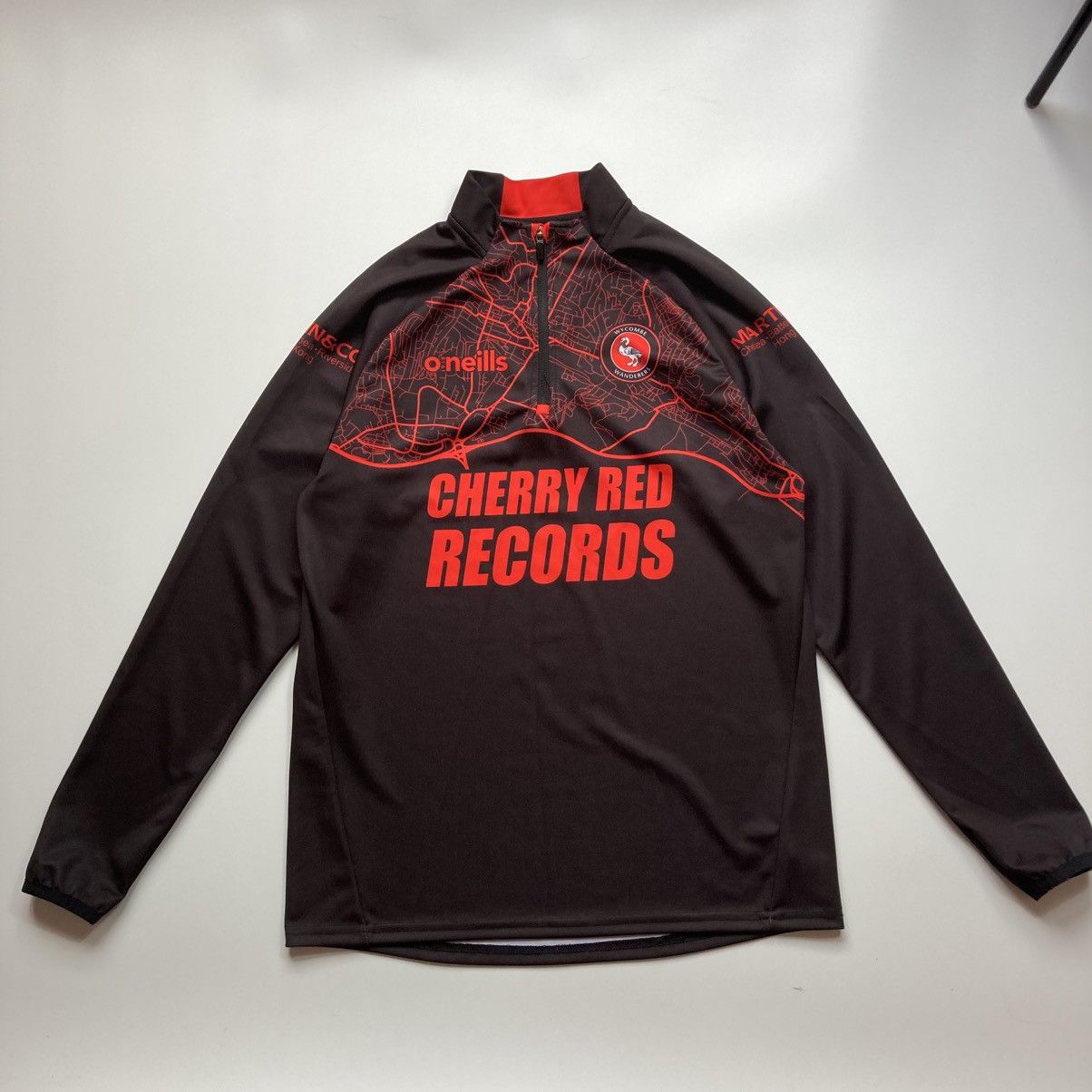 Band Tees wycombe wanderers soccer football cherry red records jersey Size US L / EU 52-54 / 3 - 1 Thumbnail