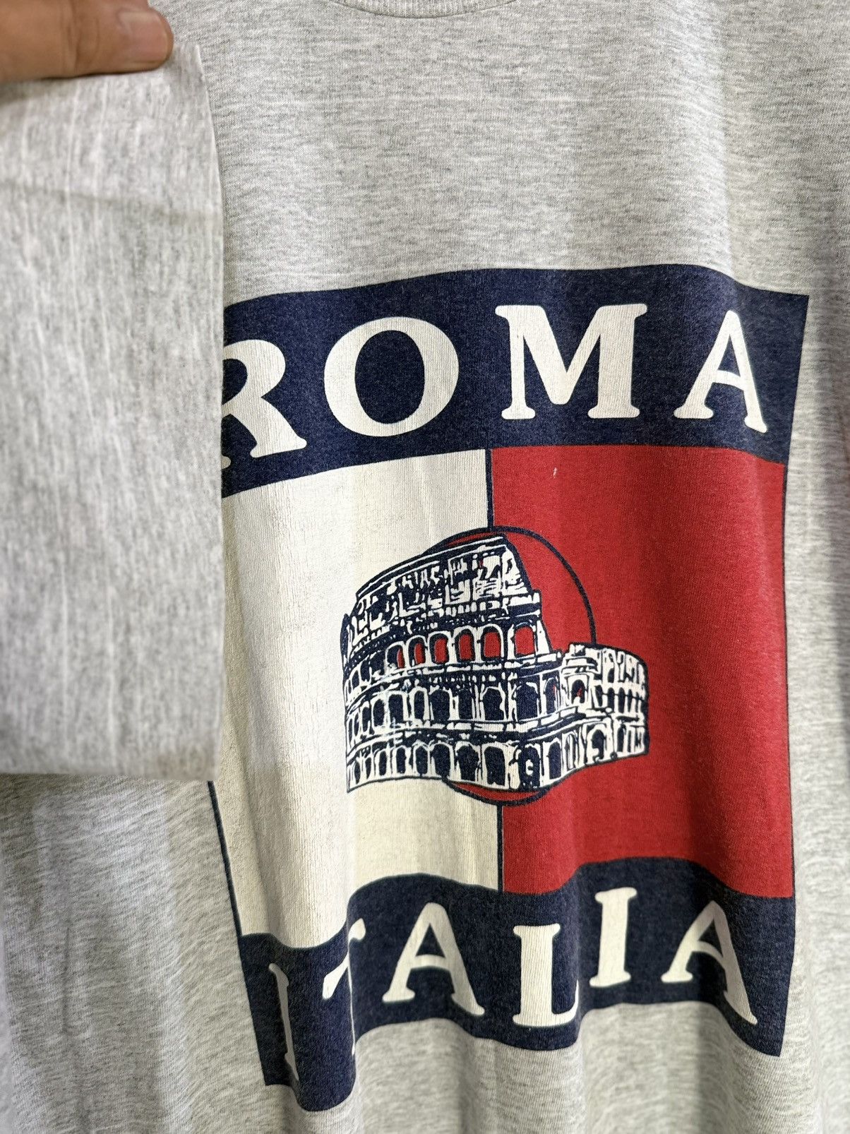 Vintage Vintage 90s Roma Italia Tommy Hifiger Logo Single Stitches T Size US XXL / EU 58 / 5 - 6 Thumbnail