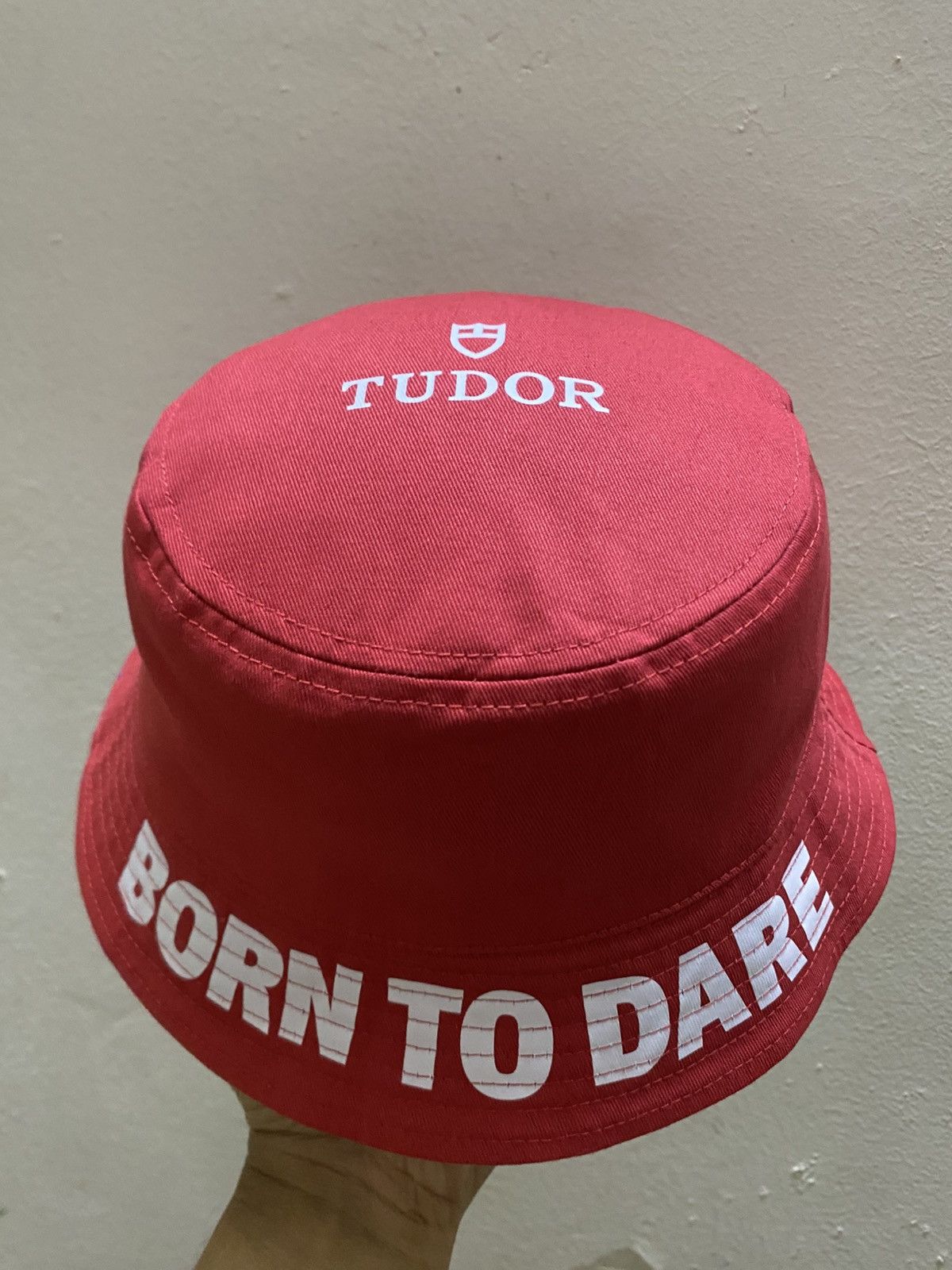 Other Tudor Born To Dare Reversible Bucket Hat Red Blue Size ONE SIZE - 2 Thumbnail