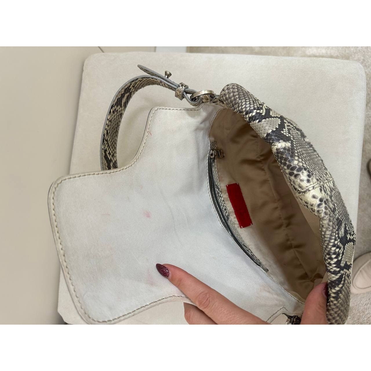 Valentino Vintage Valentino Garavani Python Shoulder Bag Size ONE SIZE - 5 Thumbnail