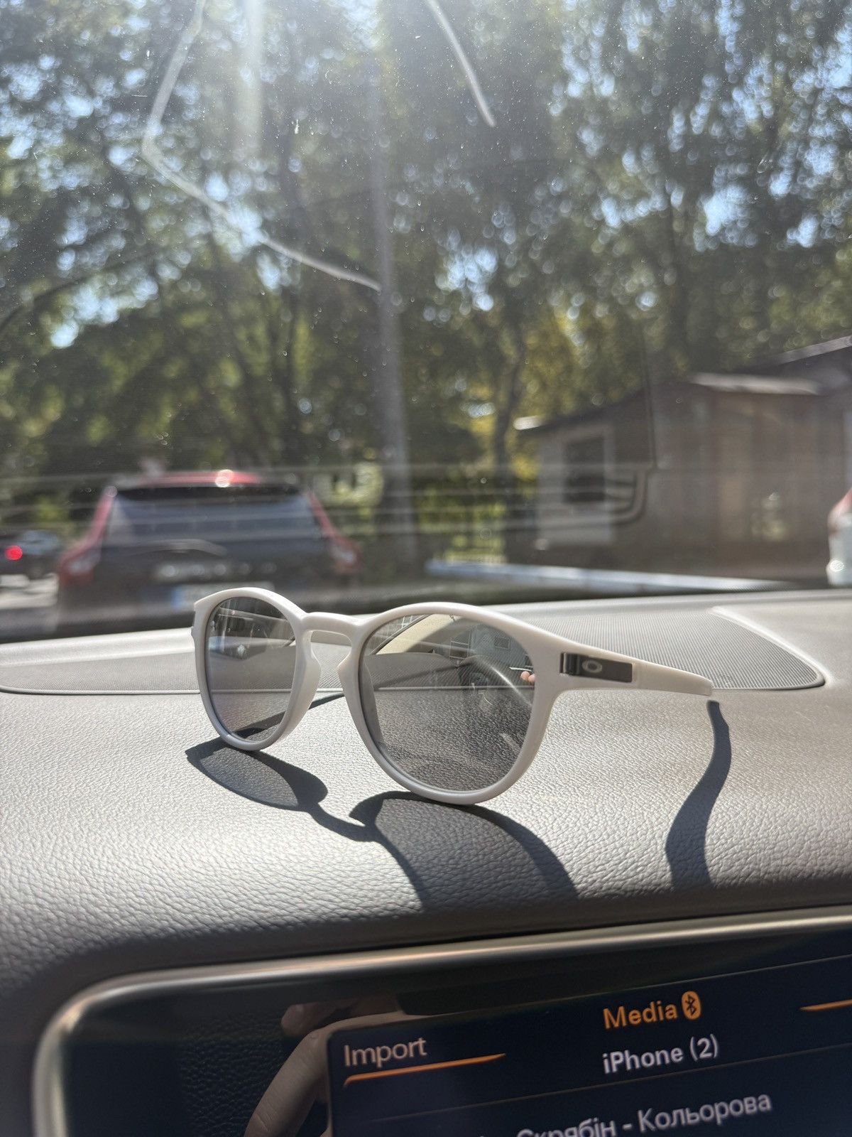 Oakley !DS! Oakley white Sunglasses Size ONE SIZE - 1 Thumbnail