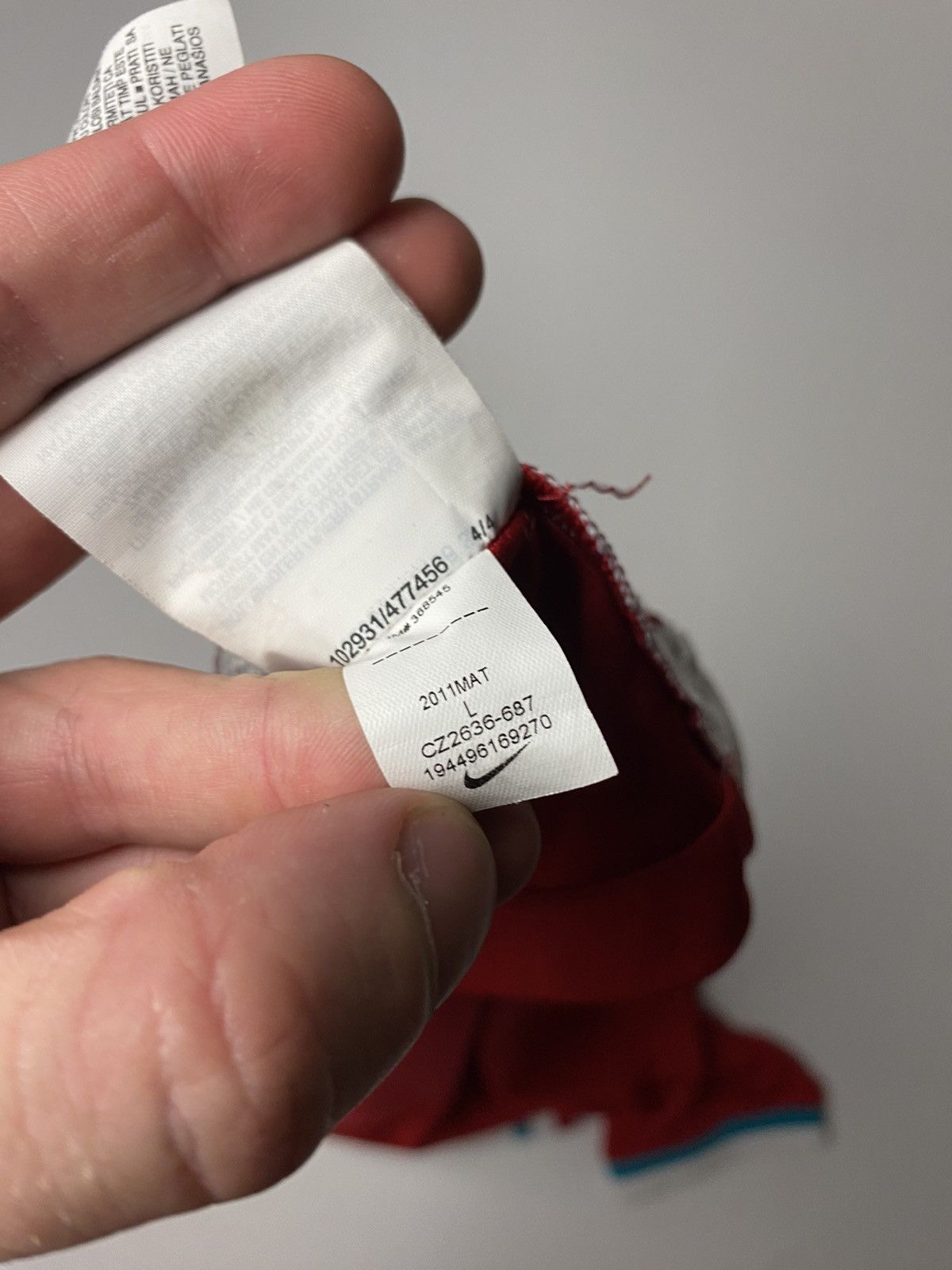 Nike 💥Nike Liverpool 2020-21 Home Jersey Size US L / EU 52-54 / 3 - 4 Thumbnail