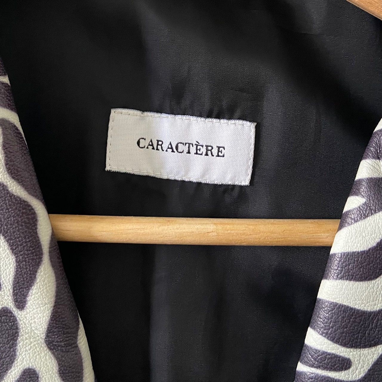 Other Caractere Zebra Print Blazer Size M / US 6-8 / IT 42-44 - 2 Thumbnail