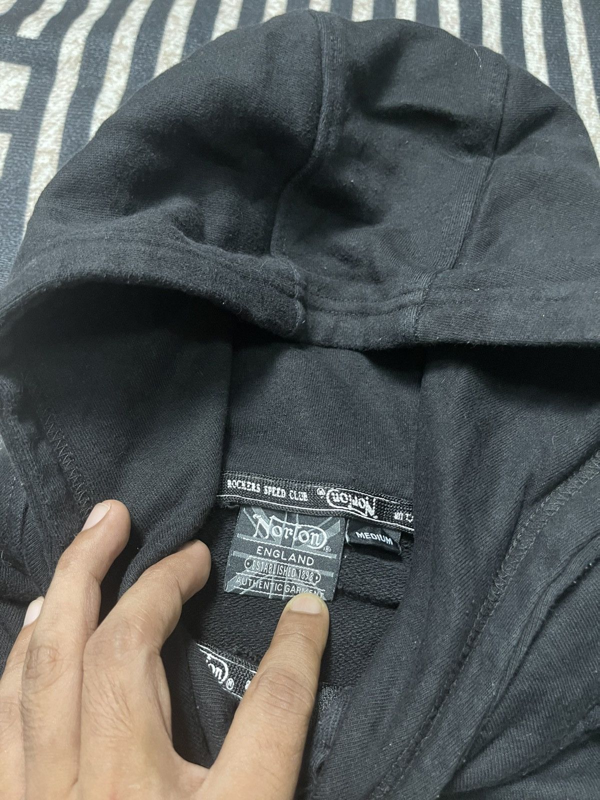 Norton 00s NORTON “BEST OF MACHINE” CHAMPIONS LONG STROKE HOODIE Size US M / EU 48-50 / 2 - 6 Thumbnail