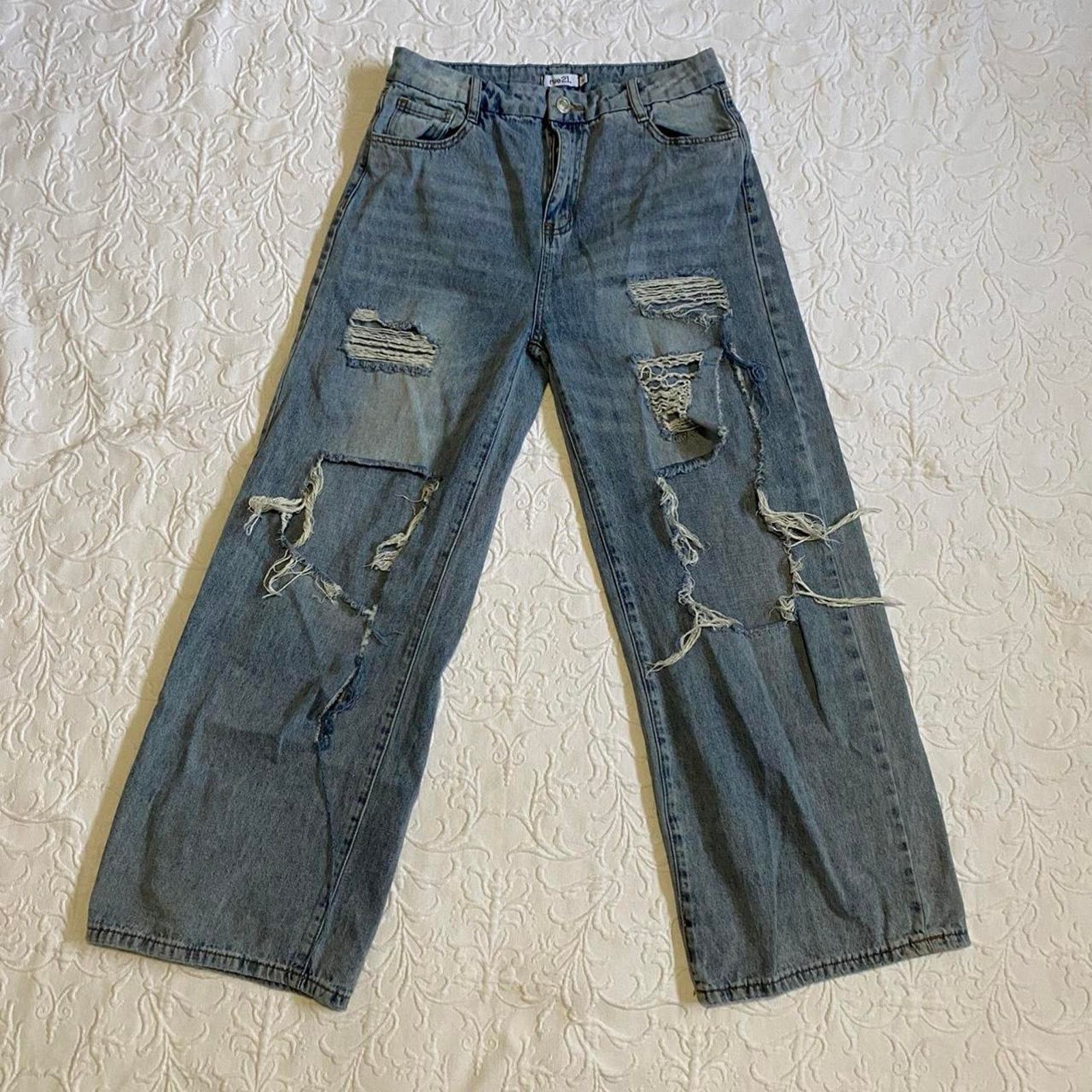 rue21 Wide legged distressed pants Size 34" / US 12 / IT 48 - 3 Thumbnail