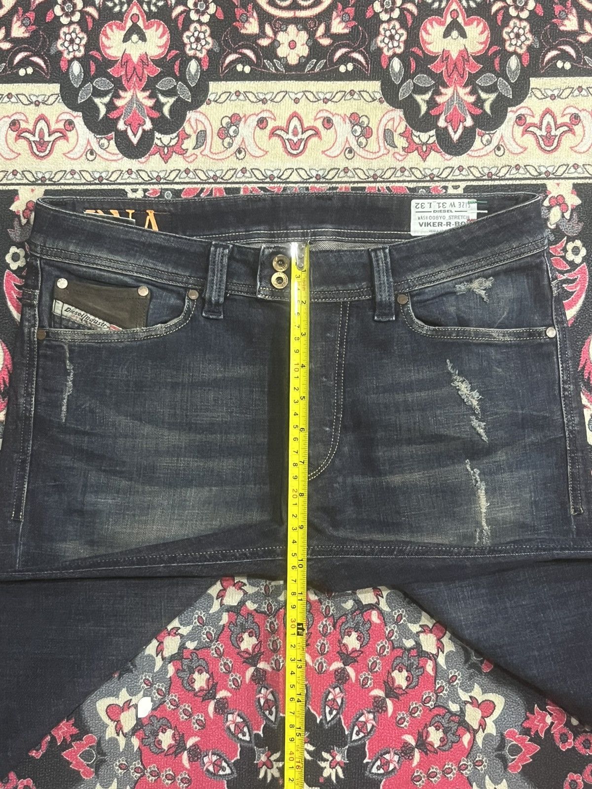 Diesel Black Gold Vintage Diesel “Viker-R-Box” Regular Straight Distress Jeans Size US 31 - 15 Thumbnail