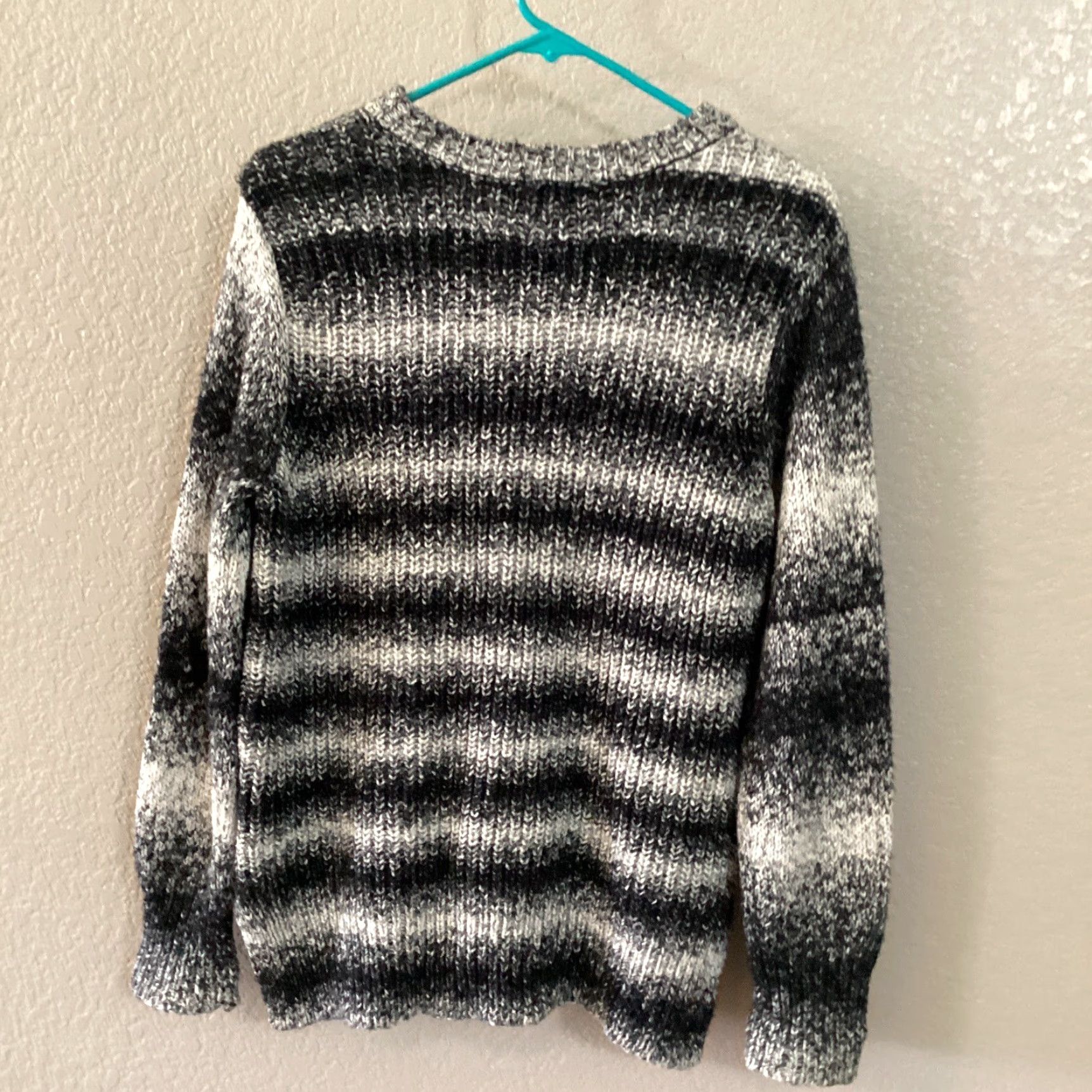 Michael Kors Michael Kors Sweater Women L Black Gray Stripes Zipper Detail Pullover Cozy Size L / US 10 / IT 46 - 2 Thumbnail