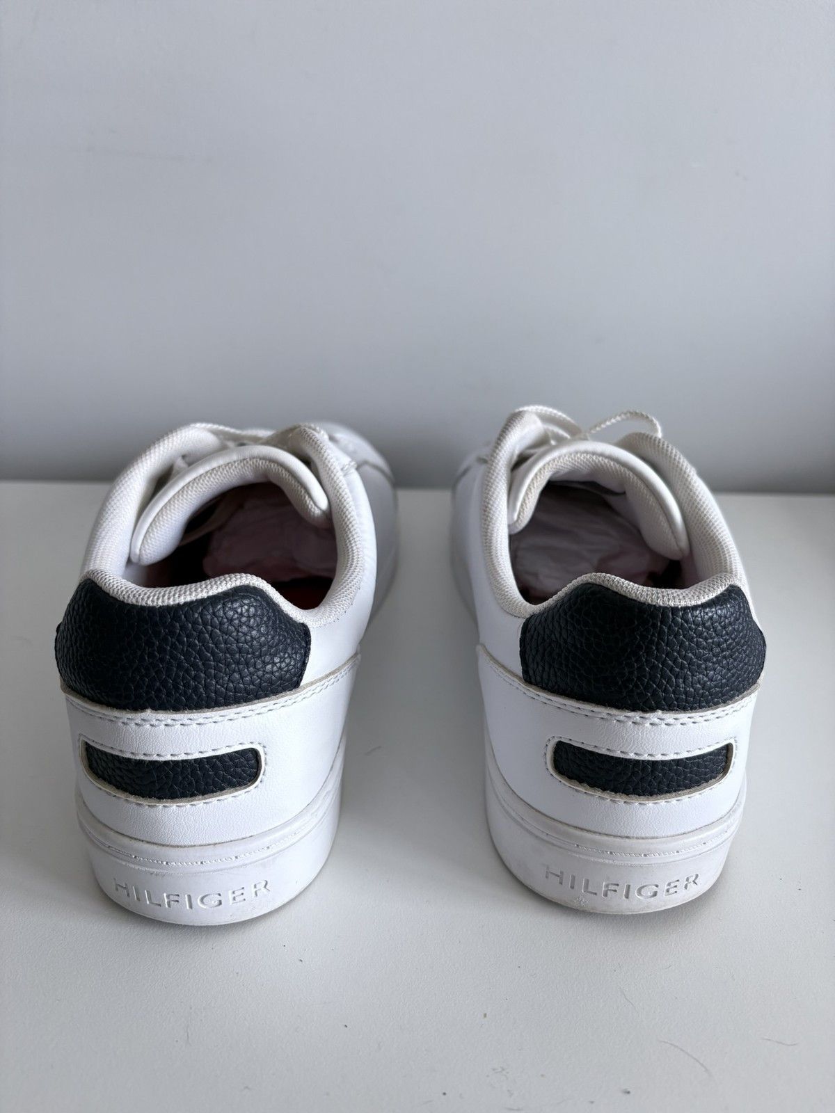 Tommy Hilfiger Tommy Hilfiger Essential Cupsole Sneaker size 40 women's Size US 10 / IT 40 - 5 Thumbnail