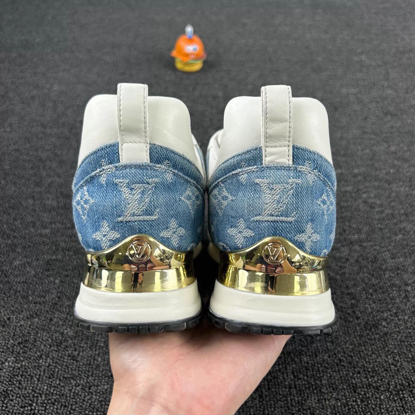 Louis Vuitton Louis Vuitton Denim & Monogram Sneakers 36.5 Size US 6 / IT 36 - 5 Thumbnail