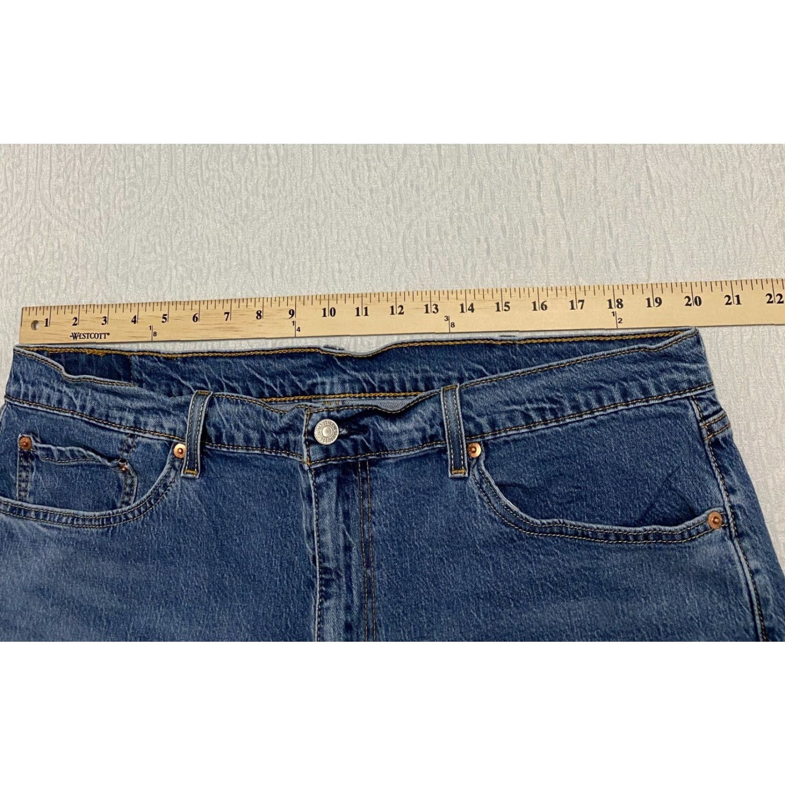Levi's Levi's 505 Regular Fit Jeans Men's 40x30 Blue Denim 5-Pocket Solid Medium Wash Vintage USA 14? Size US 40 / EU 56 - 5 Thumbnail