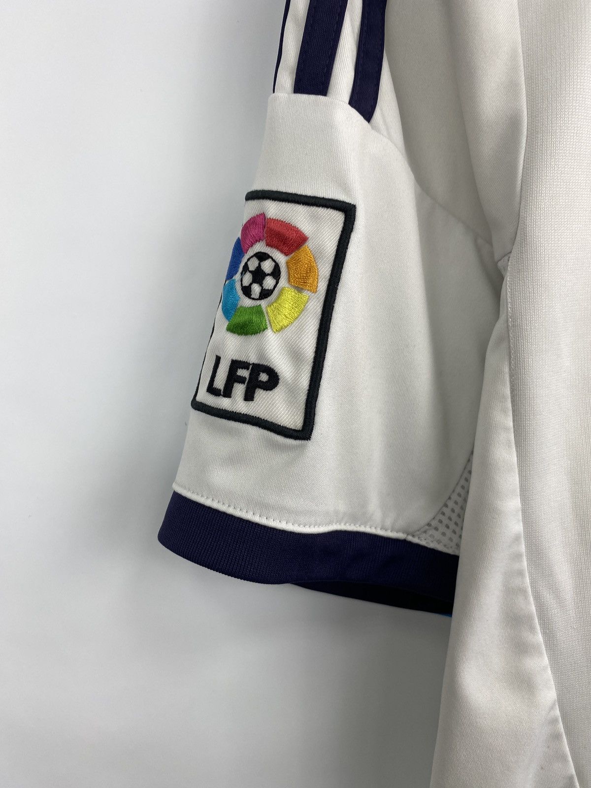 Adidas Y2K Real Madrid Adidas 110 Years 2013 Soccer Jersey Rare Size US S / EU 44-46 / 1 - 5 Thumbnail