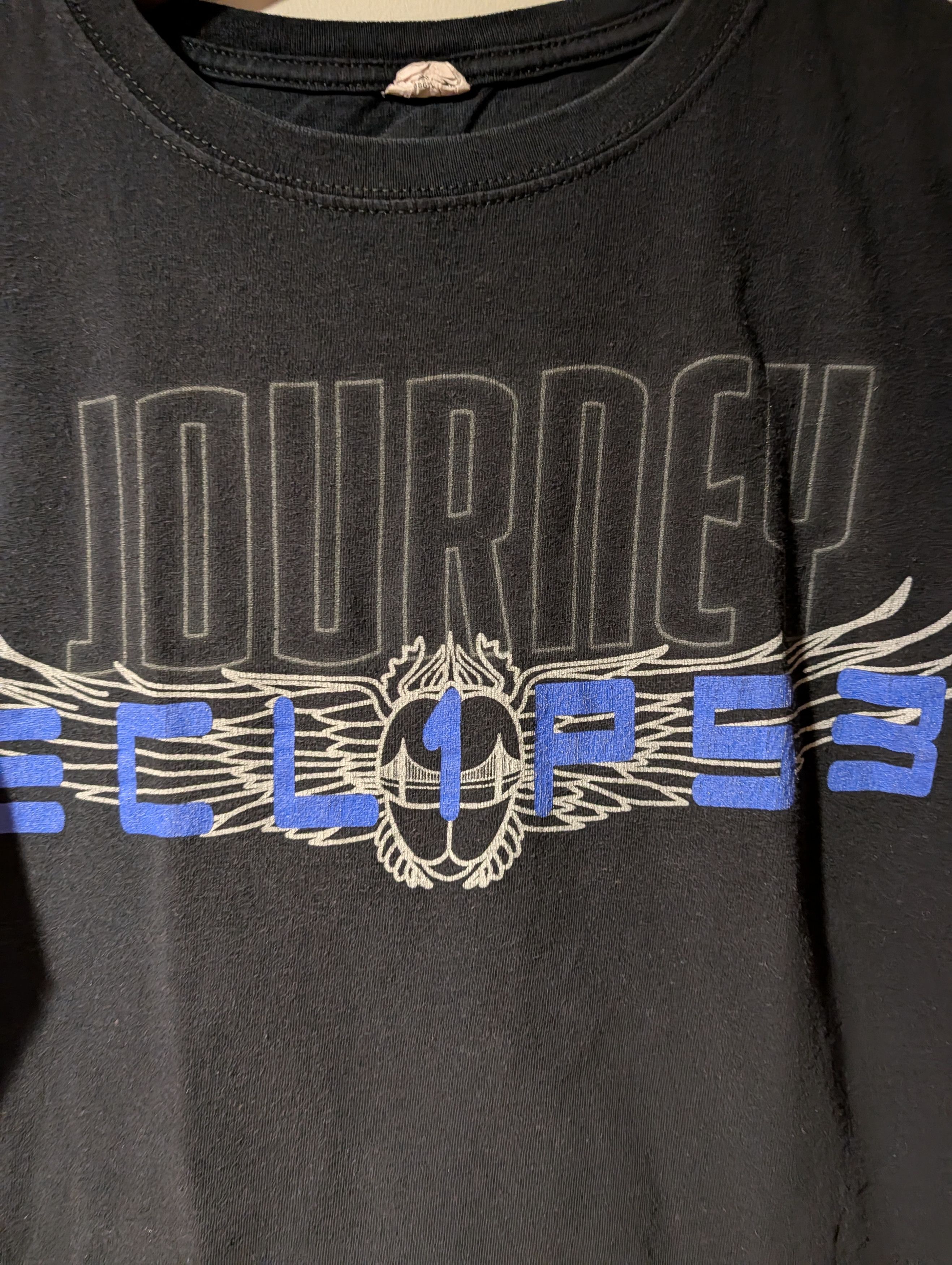 Band Tees Journeys T-Shirt Tour 2011 Band Promo Logo Graphic Size US M / EU 48-50 / 2 - 2 Thumbnail