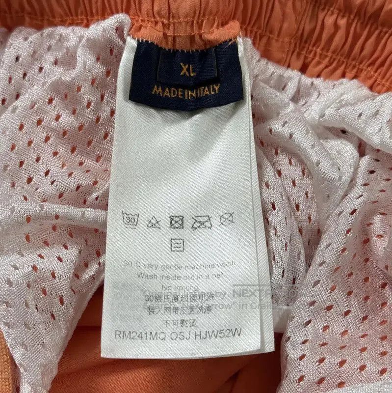 Louis Vuitton Louis Vuitton Men's XL Orange Cotton Shorts . Size US 34 / EU 50 - 4 Thumbnail
