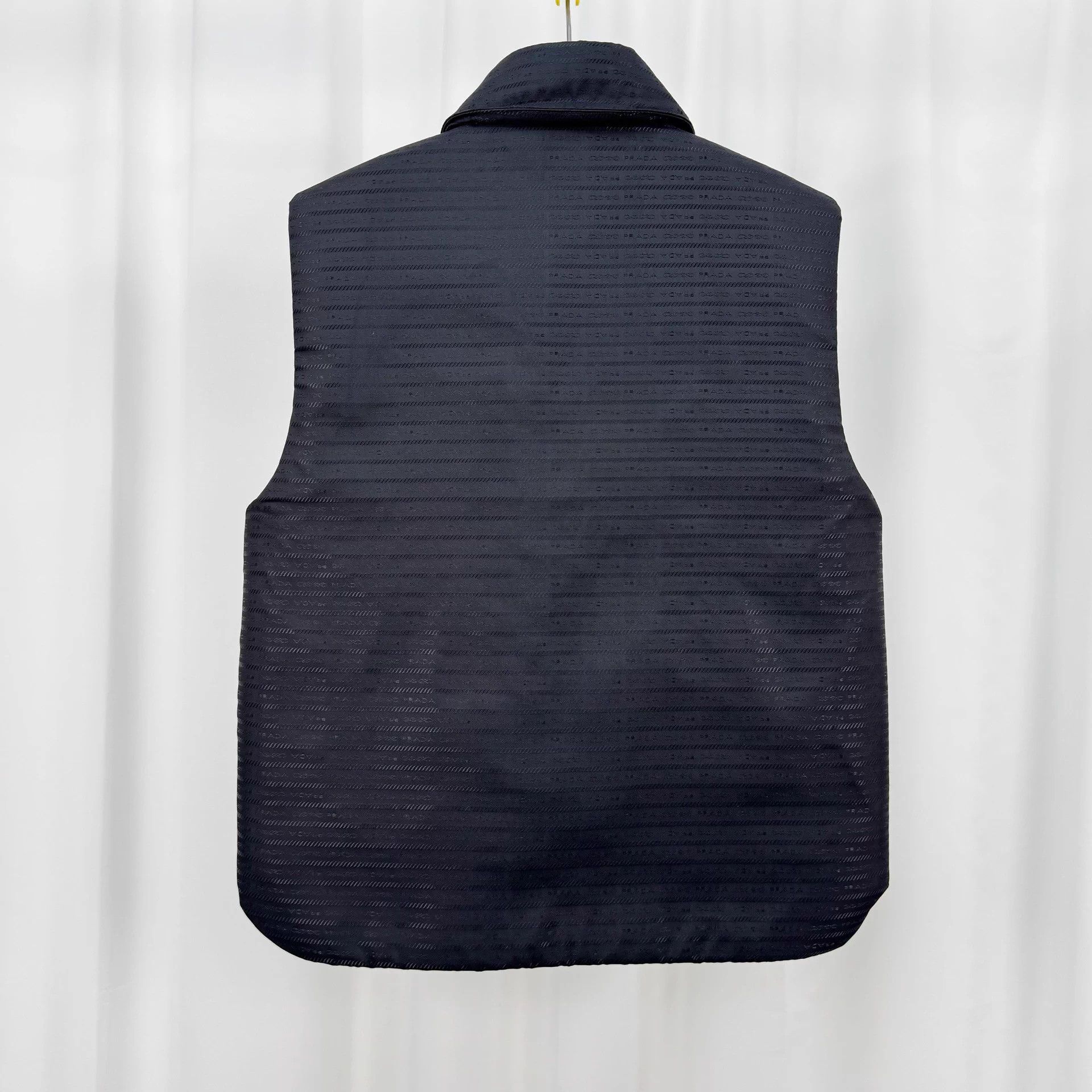 Prada Prada down vest dark all-over triangle logo size 36 new Size XS / US 0-2 / IT 36-38 - 2 Thumbnail