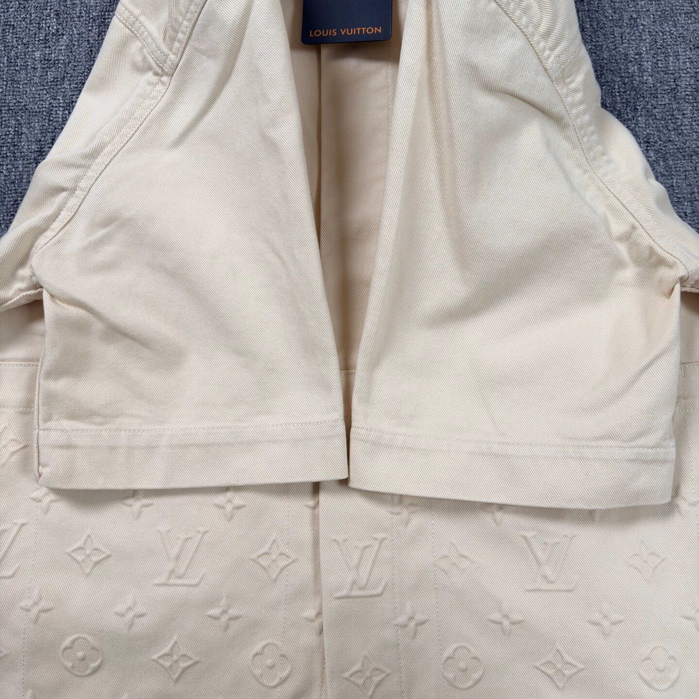 Louis Vuitton LV Beige Lumberjack All Over Print Short-Sleeve Shirt M New Size US M / EU 48-50 / 2 - 7 Thumbnail