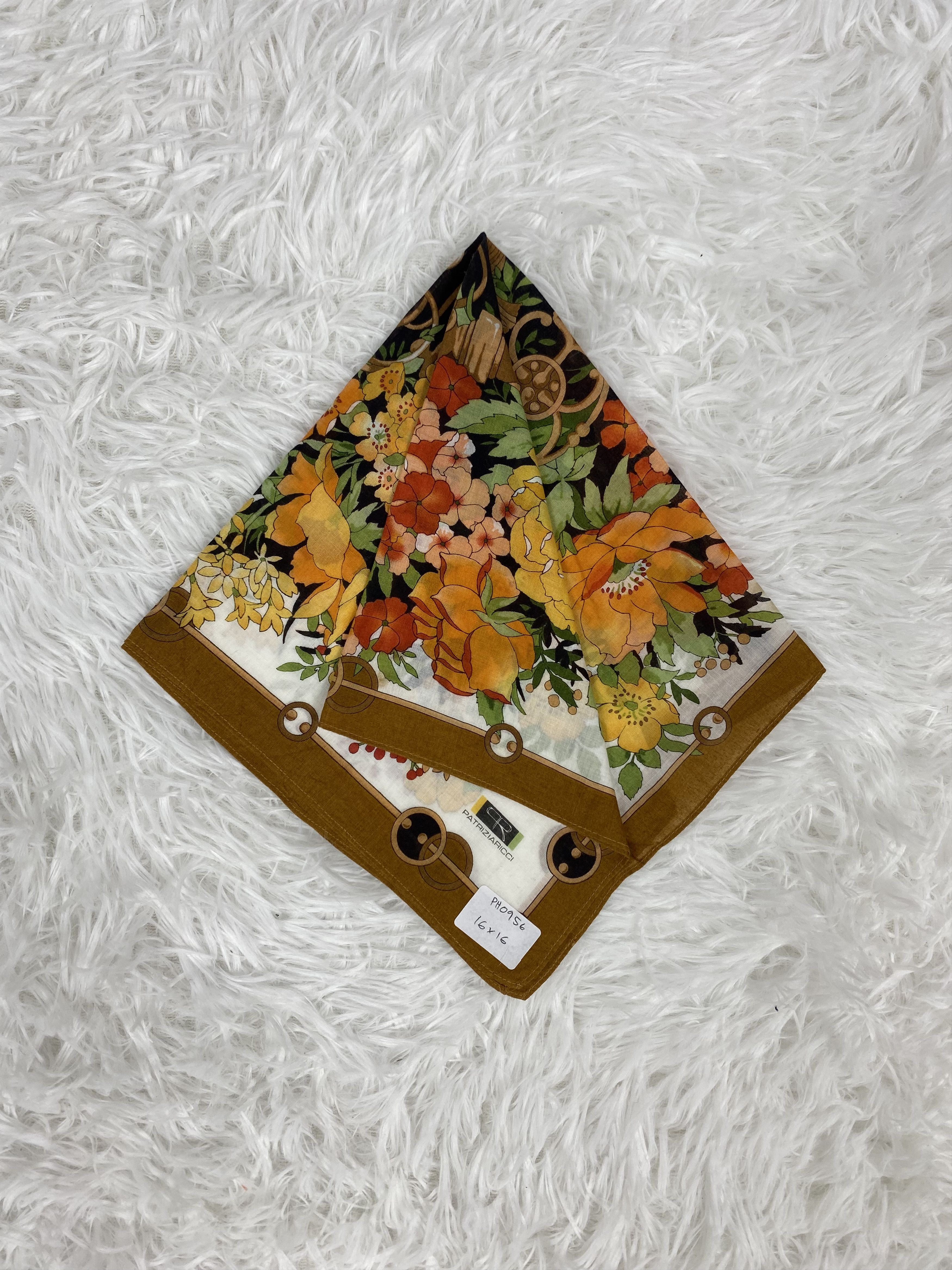 Vintage Vintage Patriziaricci Handkerchief Neckerchief PH0956 Size ONE SIZE - 1 Thumbnail
