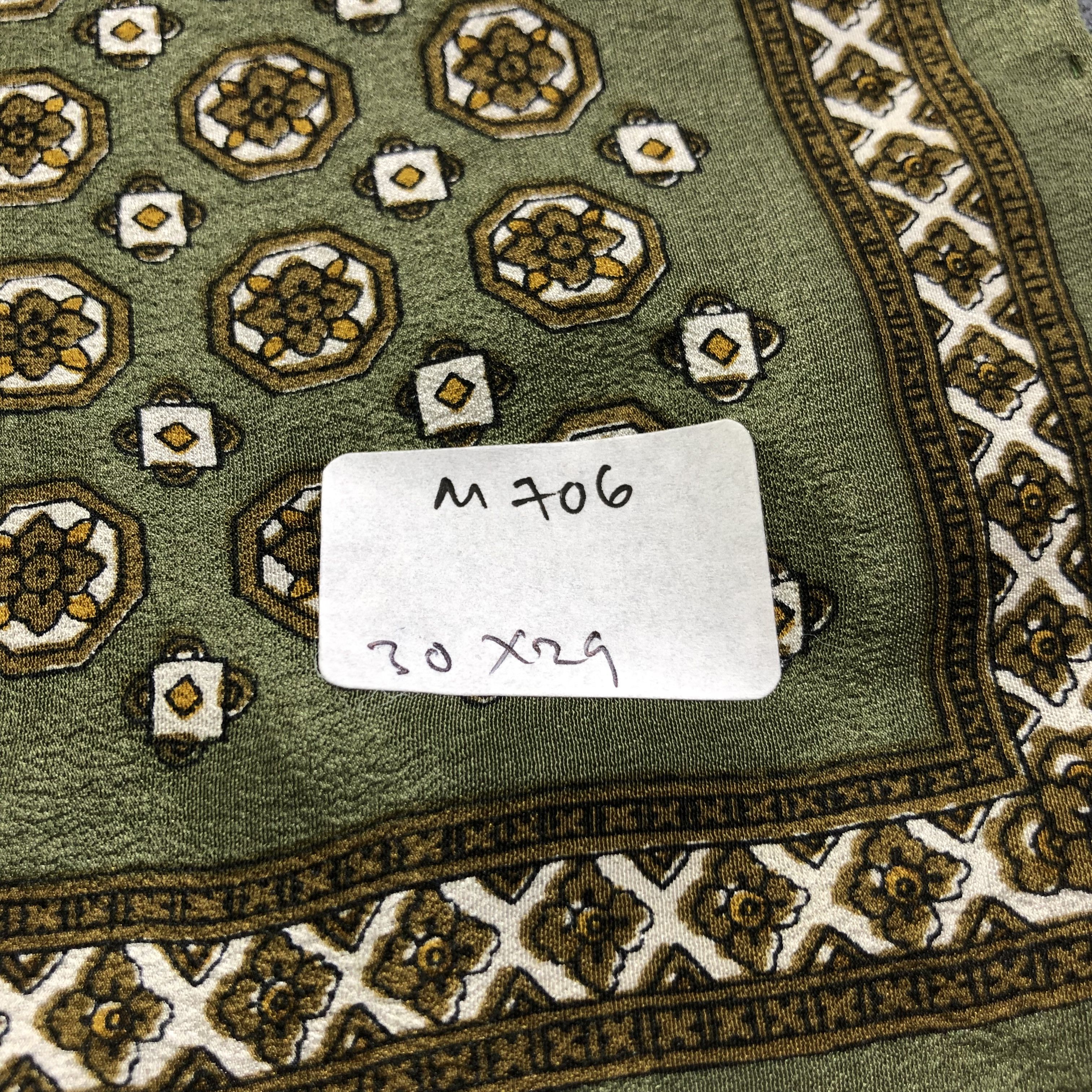Vintage Vintage Design Hand Rolled Silk Scarf M706 Size ONE SIZE - 4 Thumbnail