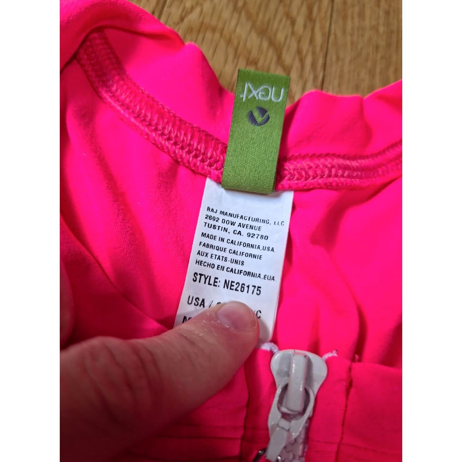 NEXT NEXT Rash Guard Swim Top Womens 34B/C Pink Short Sleeve Round Neck 1/2 Zip Shirt Swim Top Womens Size XXS / US 00 / IT 34 - 4 Thumbnail