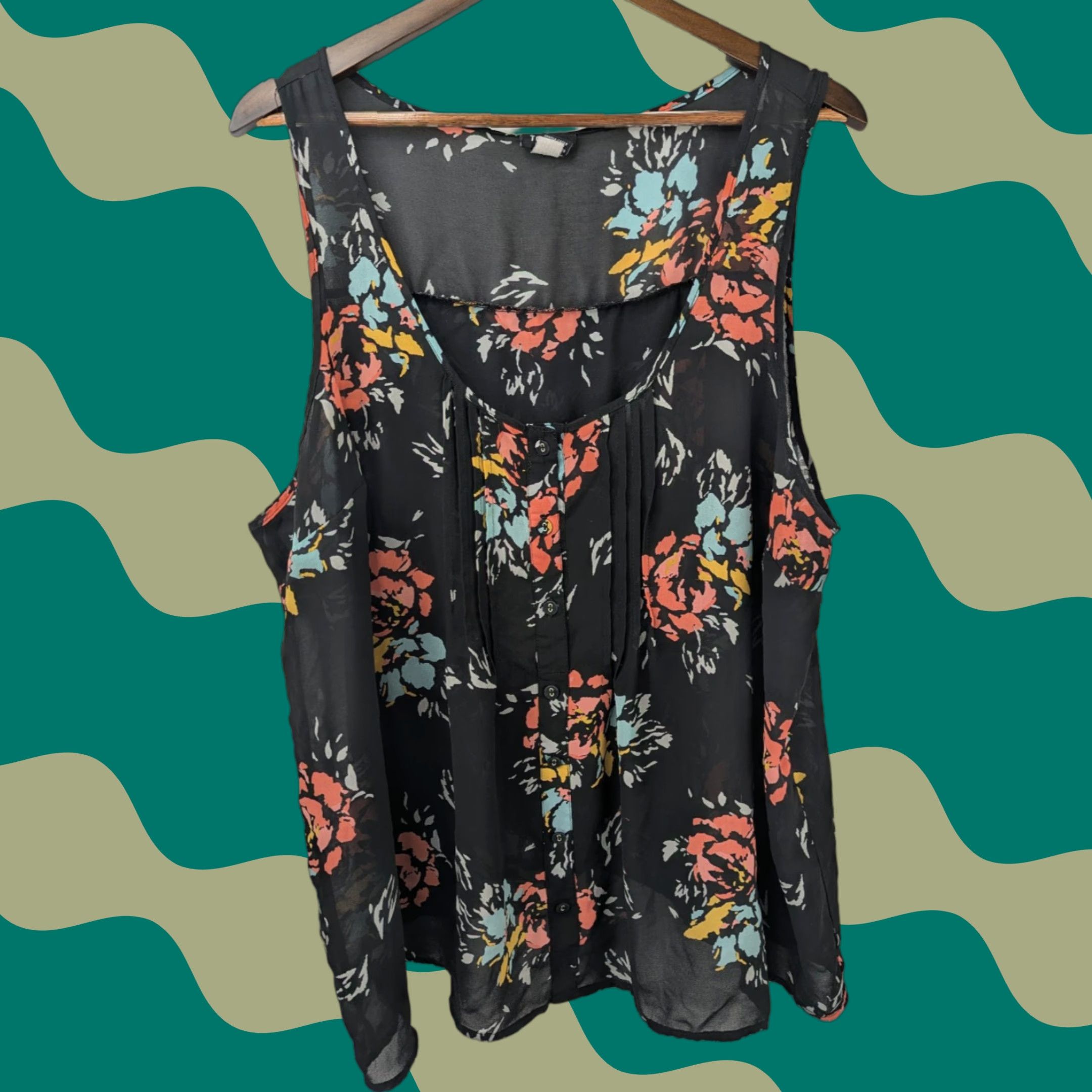 Torrid Torrid Black Floral Sheer Pleated Button Tank Blouse Open Back Women Size 3 Size XS / US 0-2 / IT 36-38 - 1 Thumbnail
