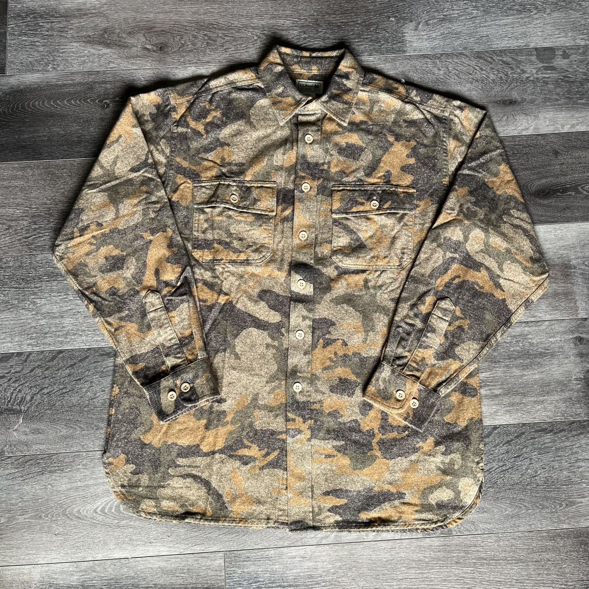 L.L. Bean Vintage L.L. Bean Camo Chamois Print Hunting Button Up Shirt Size US M / EU 48-50 / 2 - 1 Thumbnail