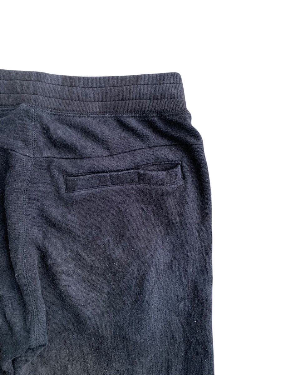 Dolce & Gabbana Jogger pants DCSHOECOUSA Size US 32 / EU 48 - 12 Thumbnail