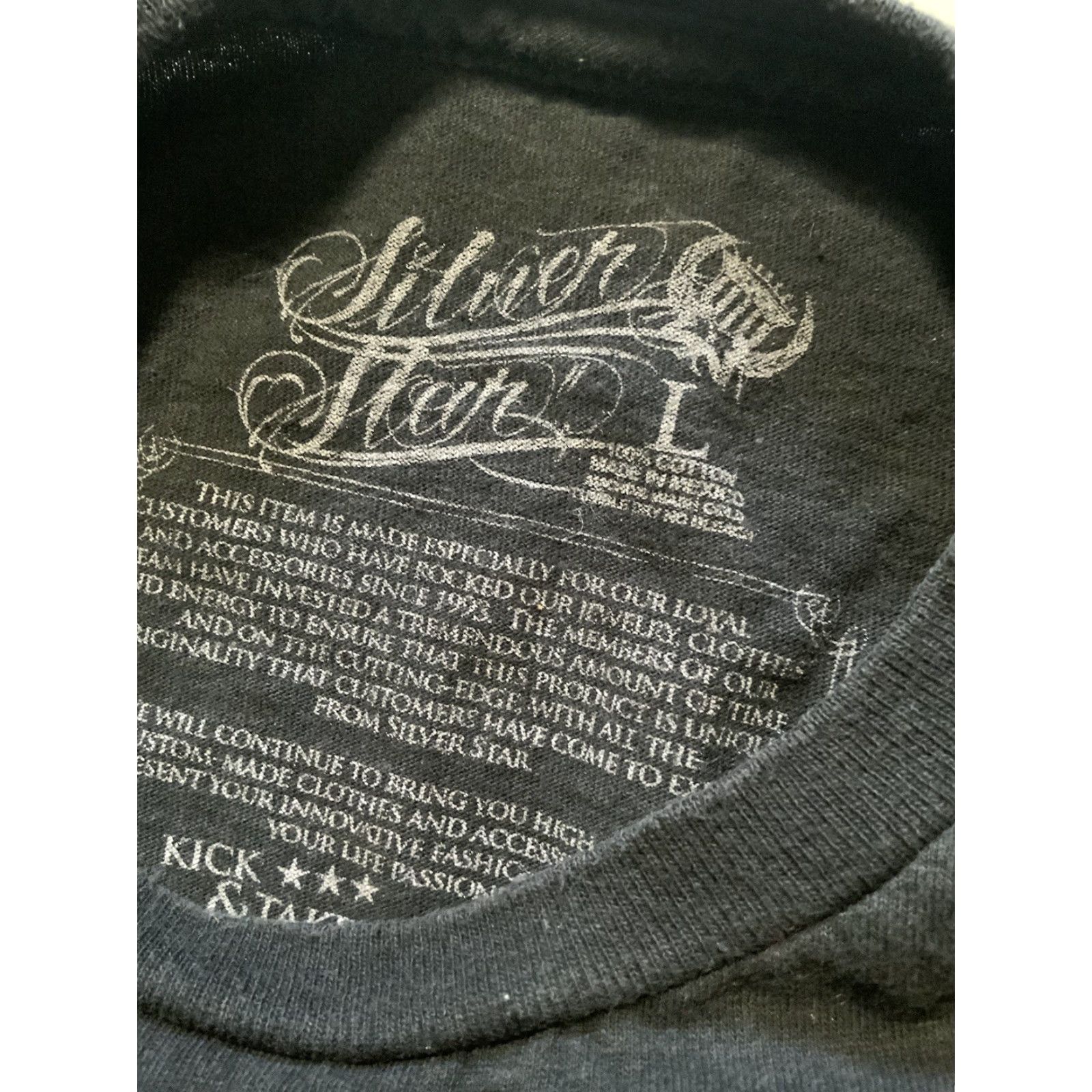Vintage VINTAGE Silver Star Colt 38 Revolver Cyber Grunge Graphic S/S T-Shirt Sz. L Mens Black Shirt Grunge 90s Size US L / EU 52-54 / 3 - 6 Thumbnail