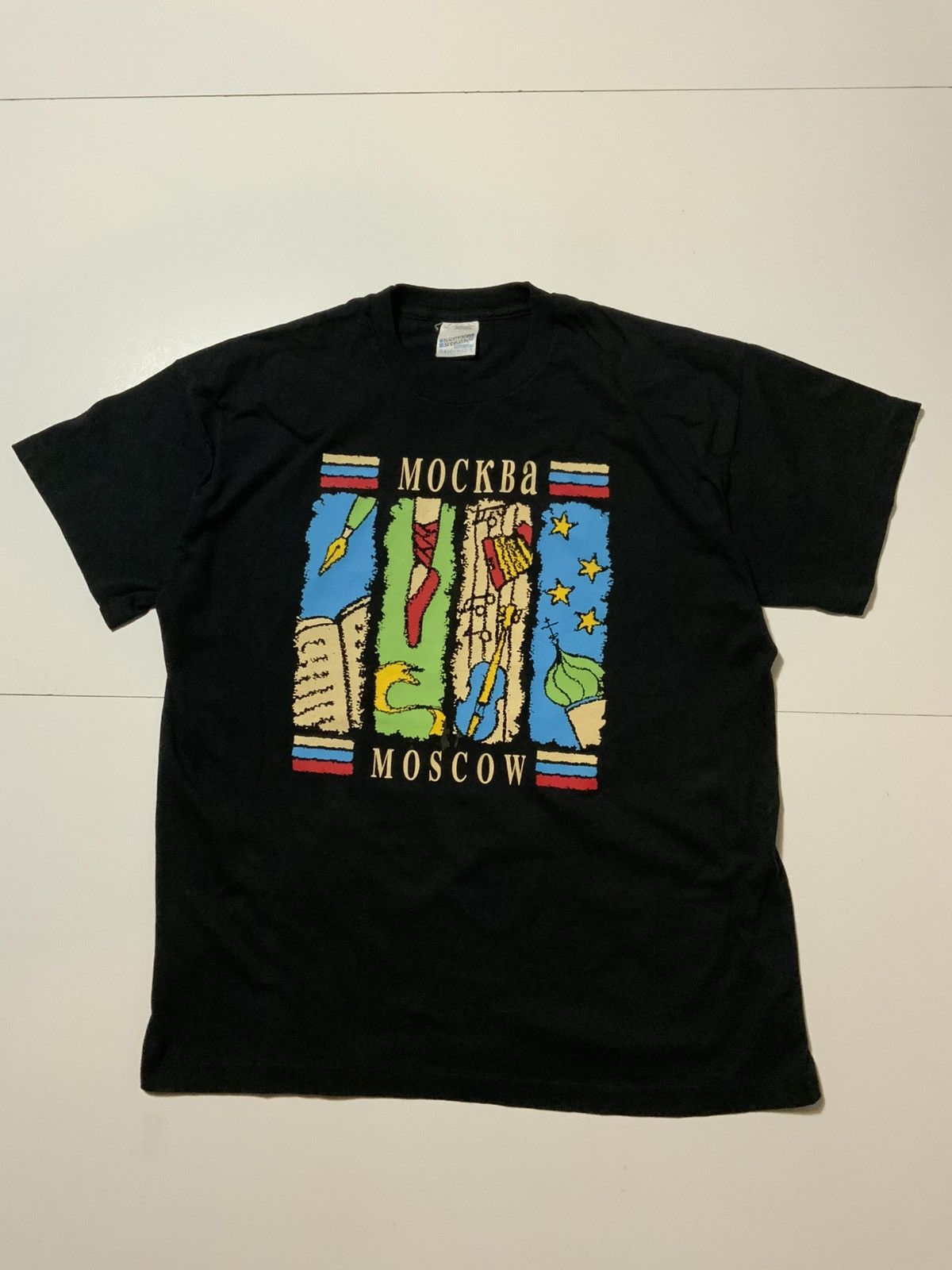 Vintage Vintage Screen Stars Mockba Moscow Russia Souvenir T-Shirt Size US XL / EU 56 / 4 - 1 Thumbnail