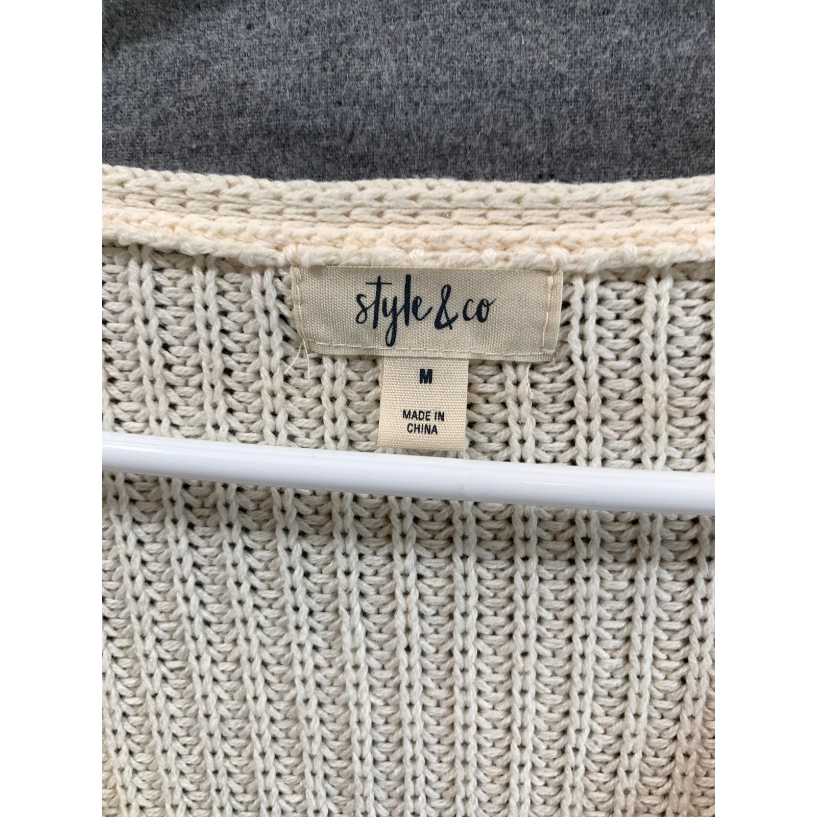 Other Style & Co Sweater Womens Medium Long Sleeve V Neck Size M / US 6-8 / IT 42-44 - 3 Thumbnail